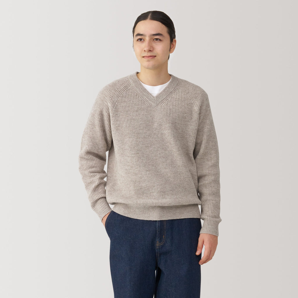 Men's Mid-Gauge V Neck Sweater