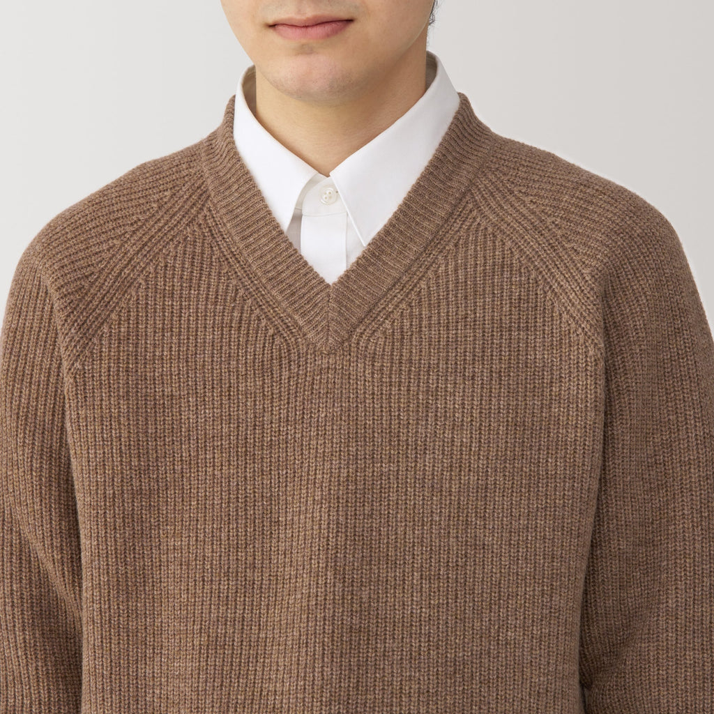 Men's Mid-Gauge V Neck Sweater