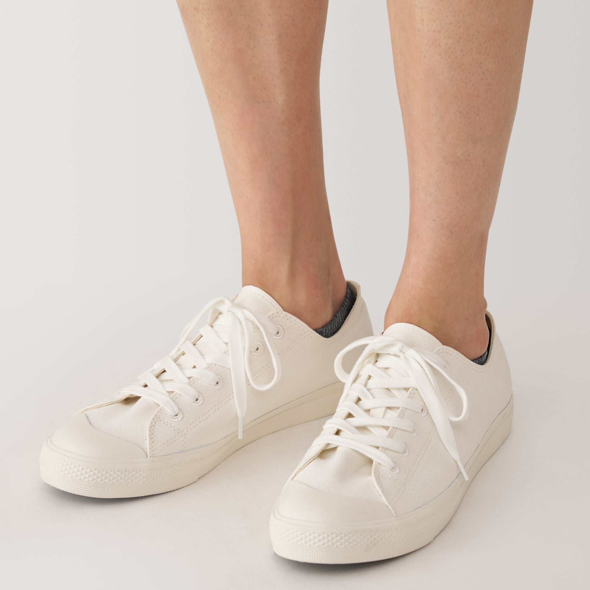 Right Angle Striped Sneaker Socks