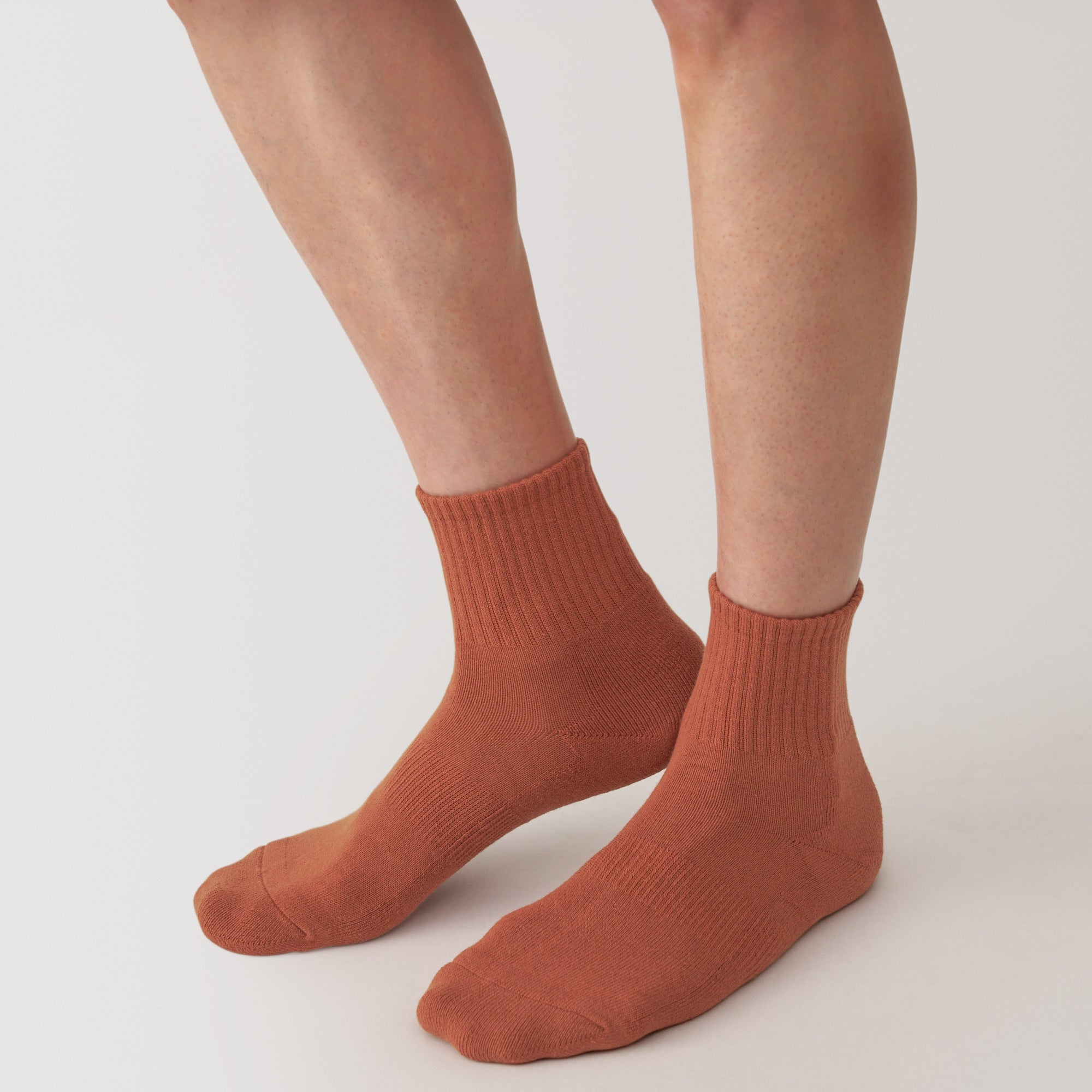 Right Angle Pile Short Socks