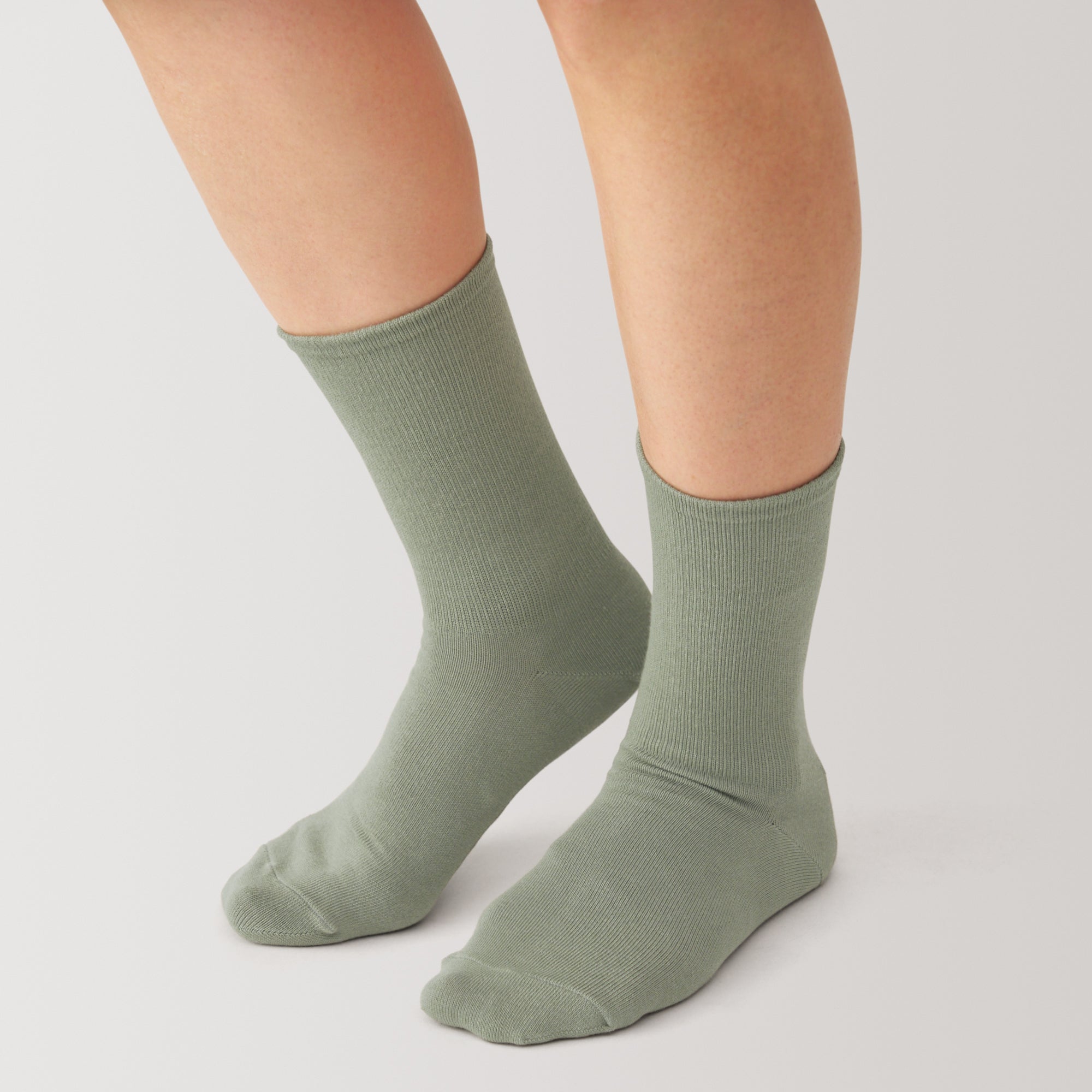 Right Angle Loose Top Tapered Socks