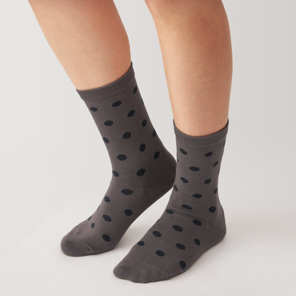 Right Angle Loose Top Tapered Socks