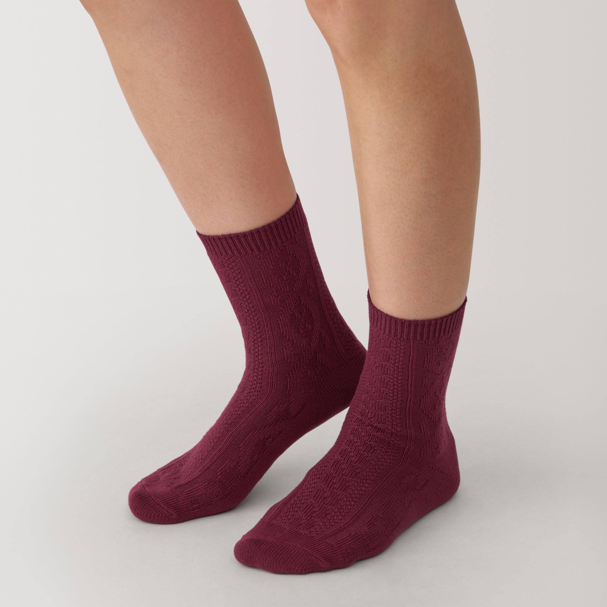 Right Angle Loose Top Cable Stitch Socks