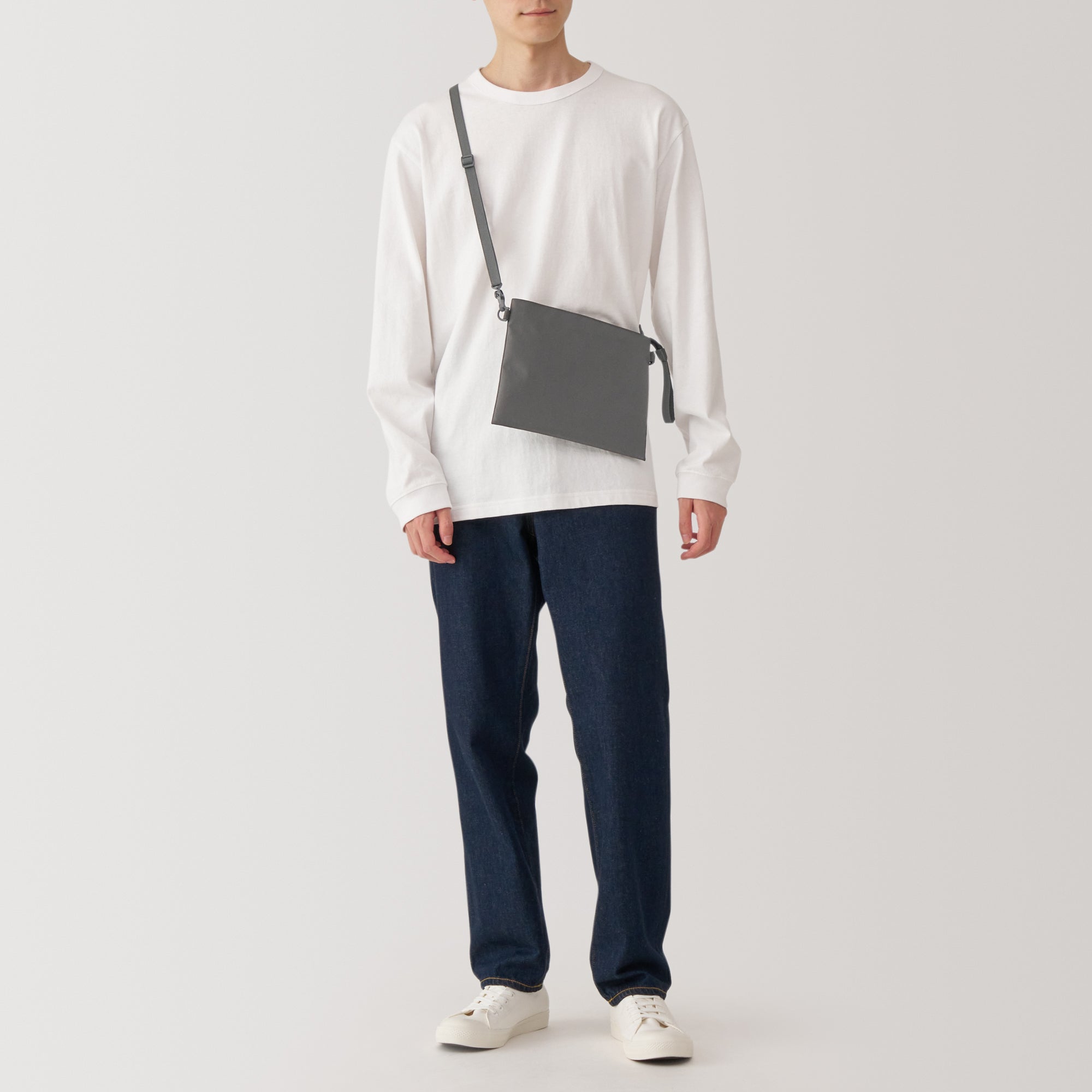2-Way Water Repellent Sacoche / Crossbody Bag