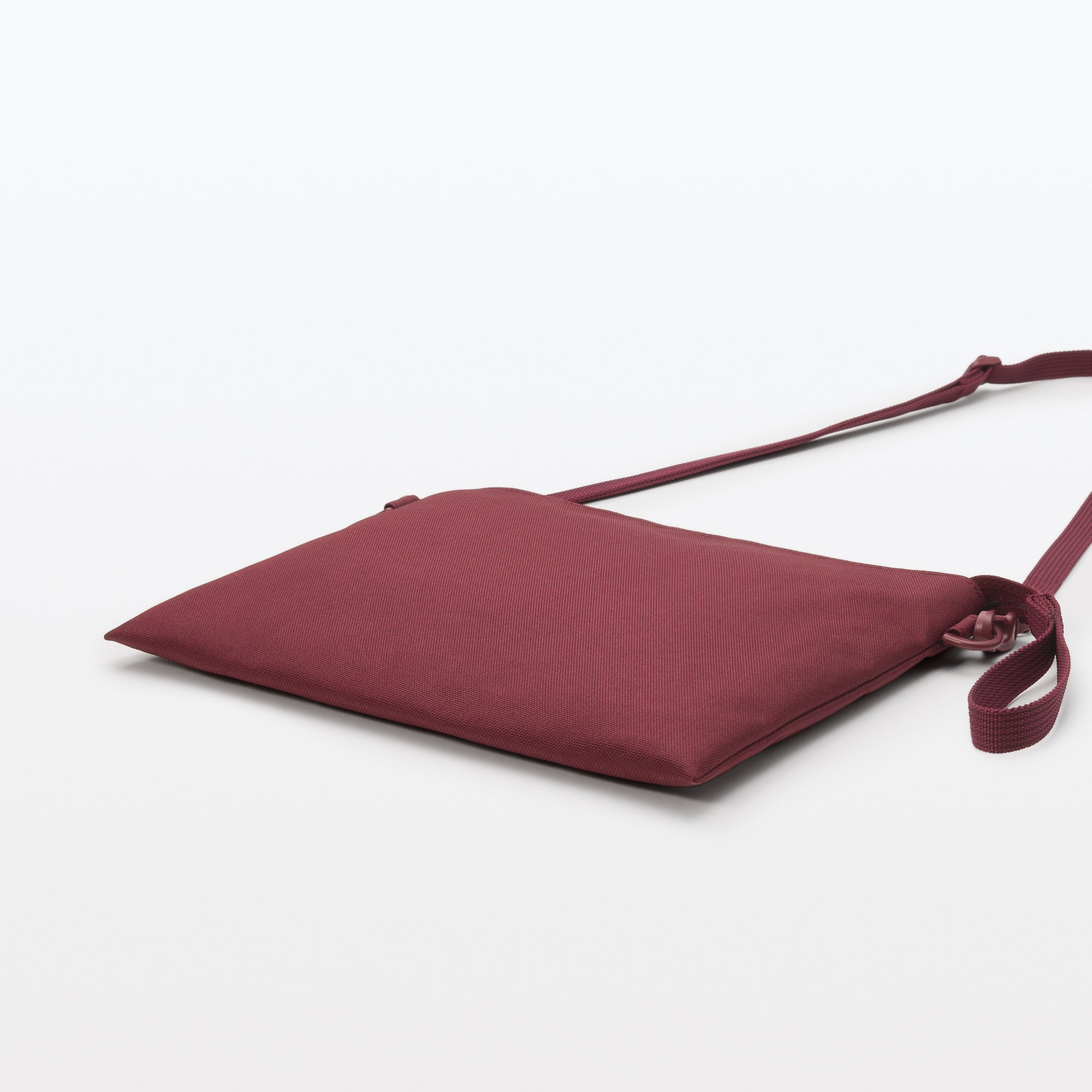 2-Way Water Repellent Sacoche / Crossbody Bag