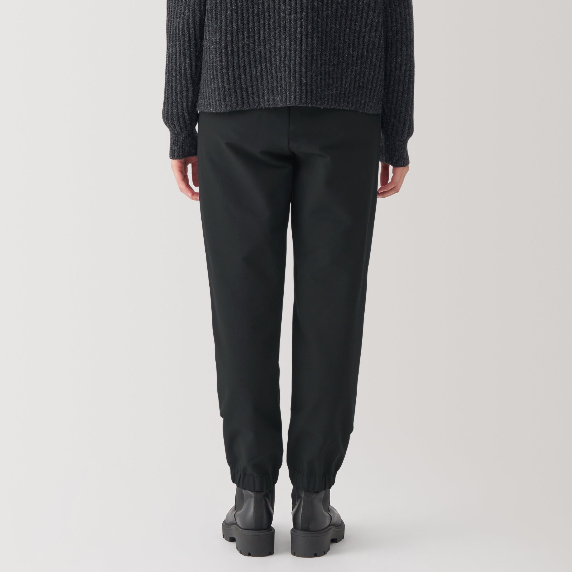 Women's Wind Repellent Stretch Easy Tapered Pants