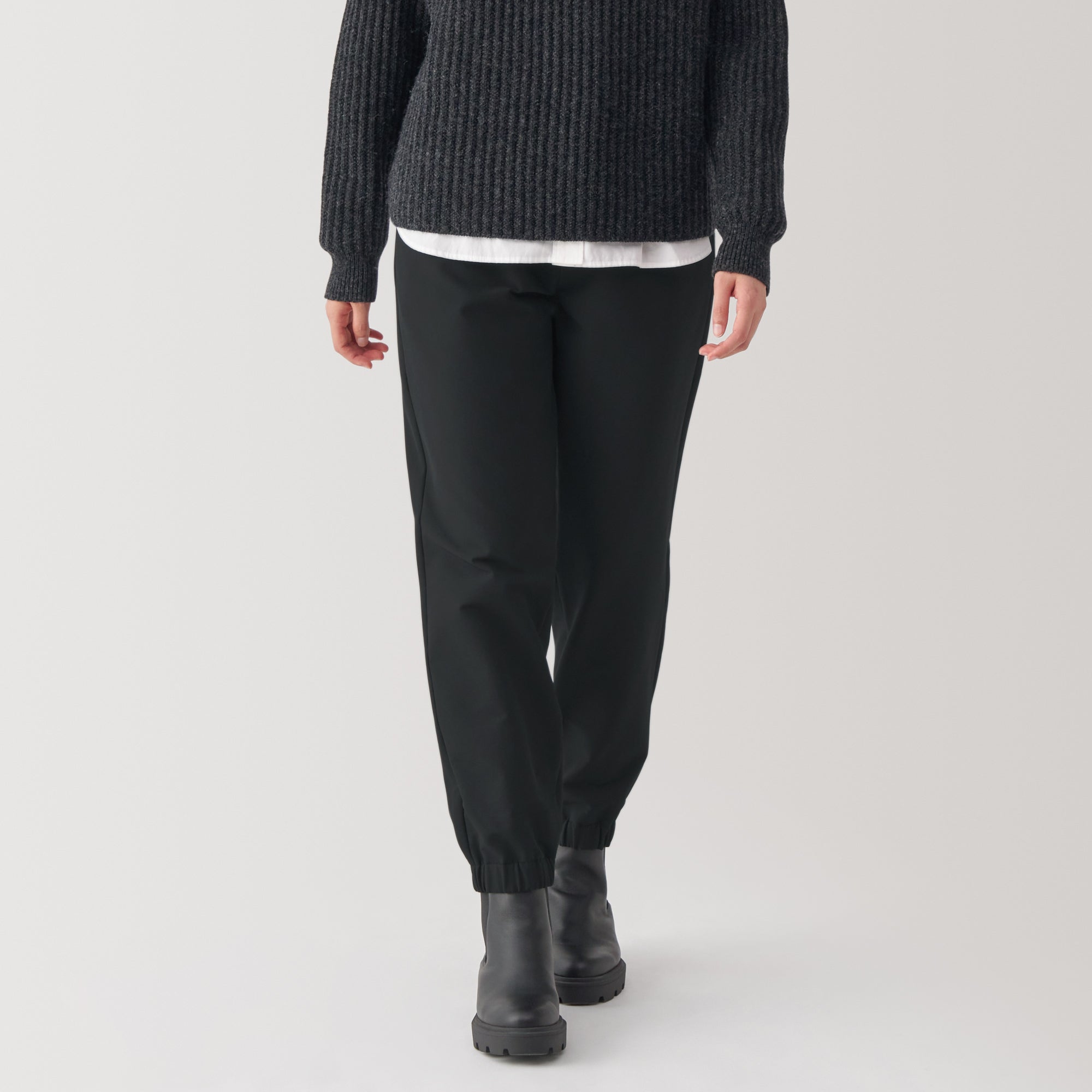 Women's Wind Repellent Stretch Easy Tapered Pants