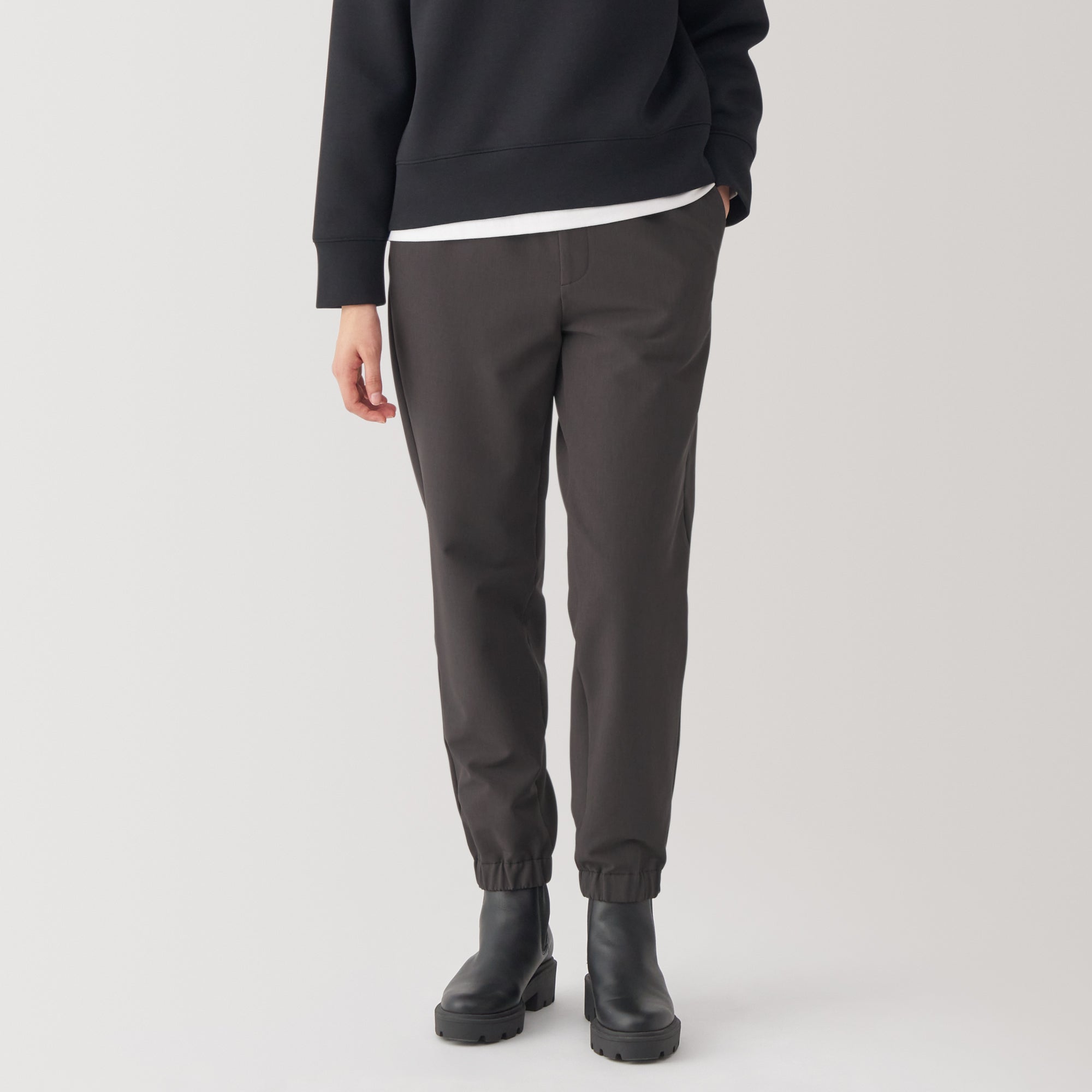 Women's Wind Repellent Stretch Easy Tapered Pants