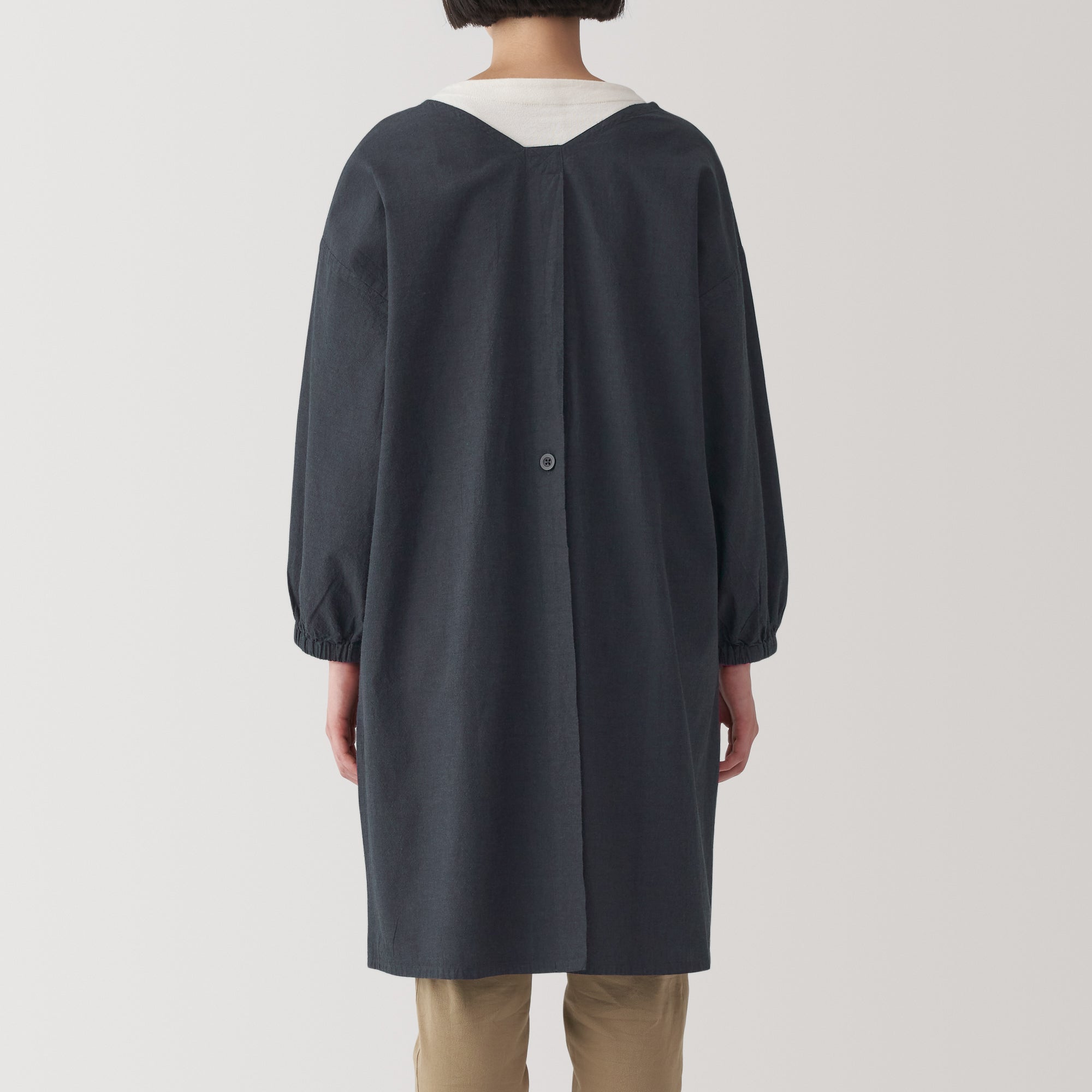 Easy Fit Long Sleeve Apron - Dark Gray