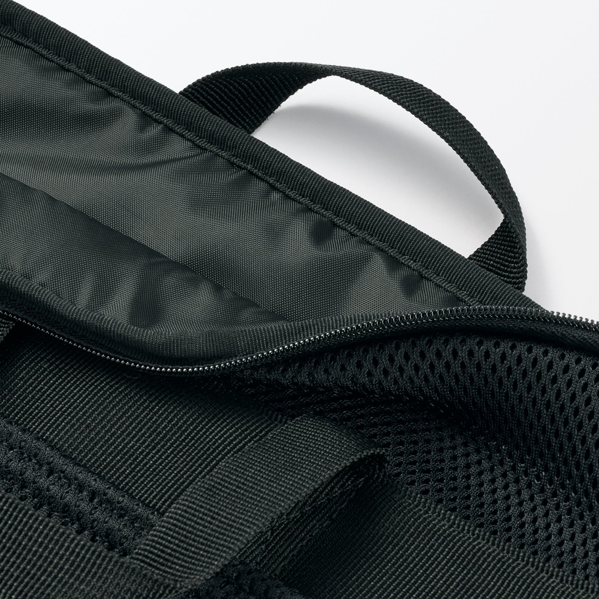 Polyester Vertical Cushioned Laptop Case - Black