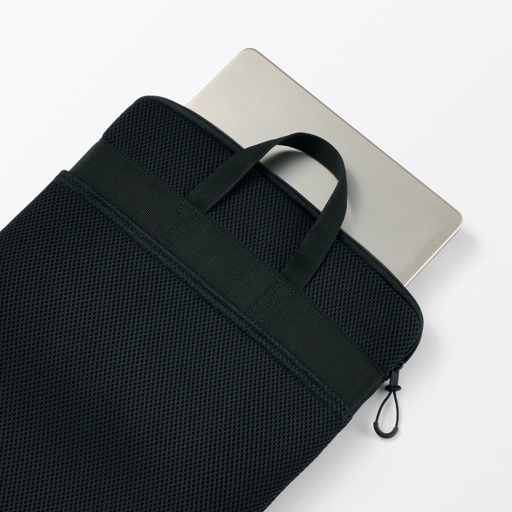 Polyester Vertical Cushioned Laptop Case - Black