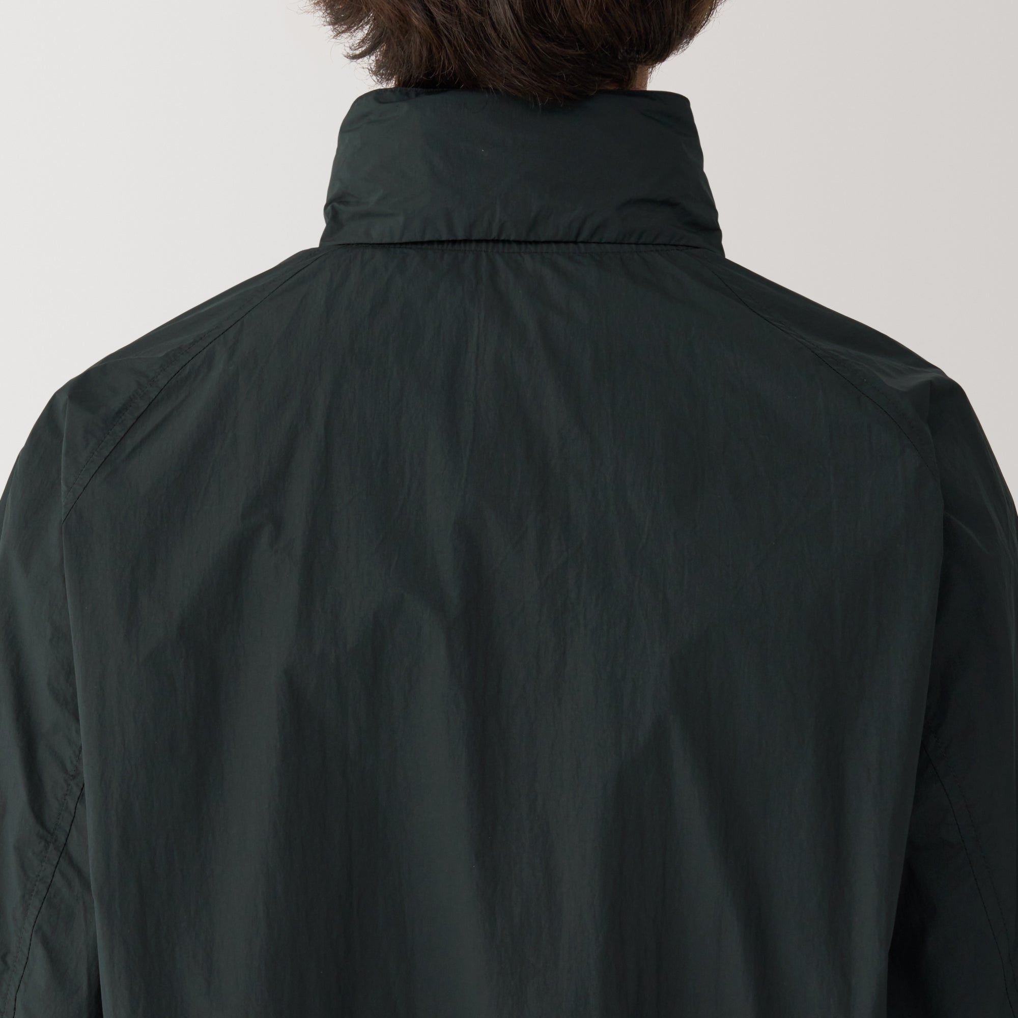 Men's Water Repellent Nylon Packable Windbreaker