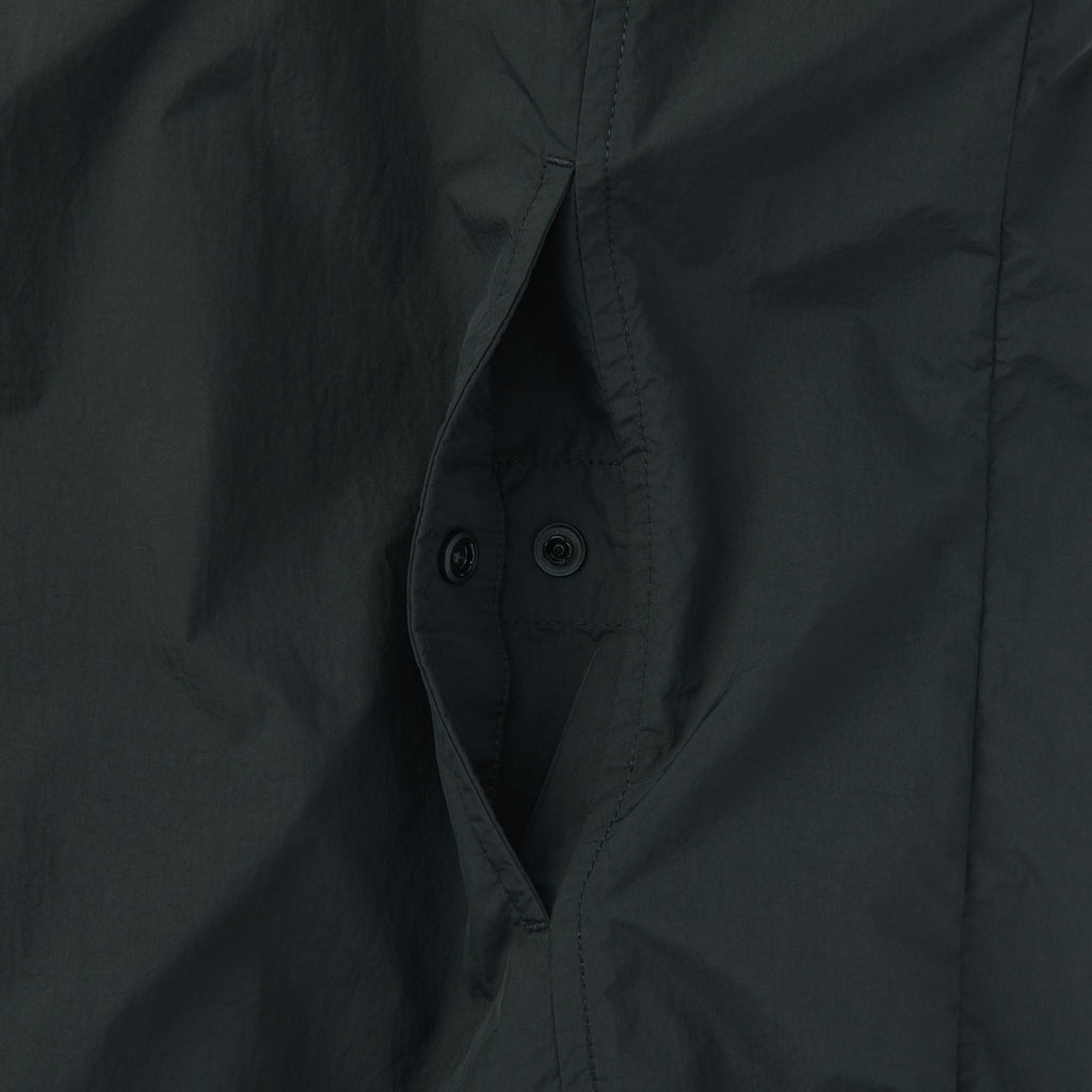 Men's Water Repellent Nylon Packable Windbreaker
