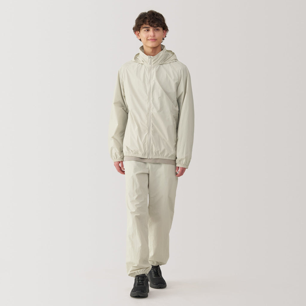 Men's Water Repellent Nylon Packable Windbreaker