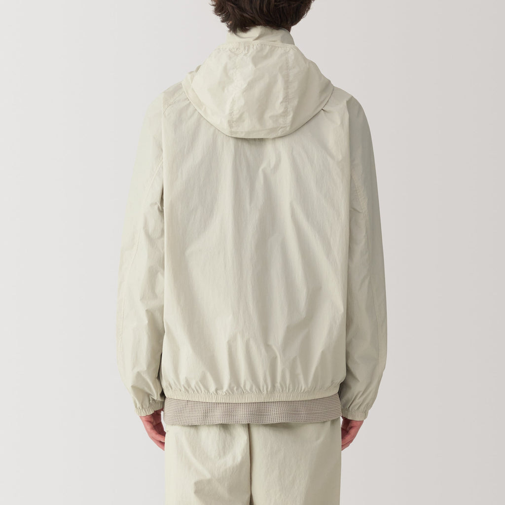Men's Water Repellent Nylon Packable Windbreaker