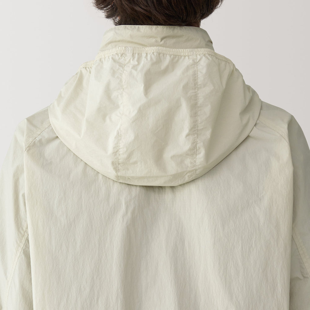 Men's Water Repellent Nylon Packable Windbreaker