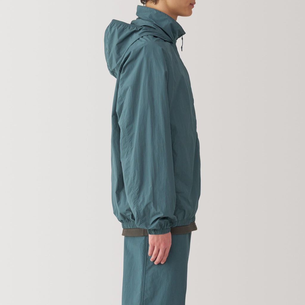 Men's Water Repellent Nylon Packable Windbreaker