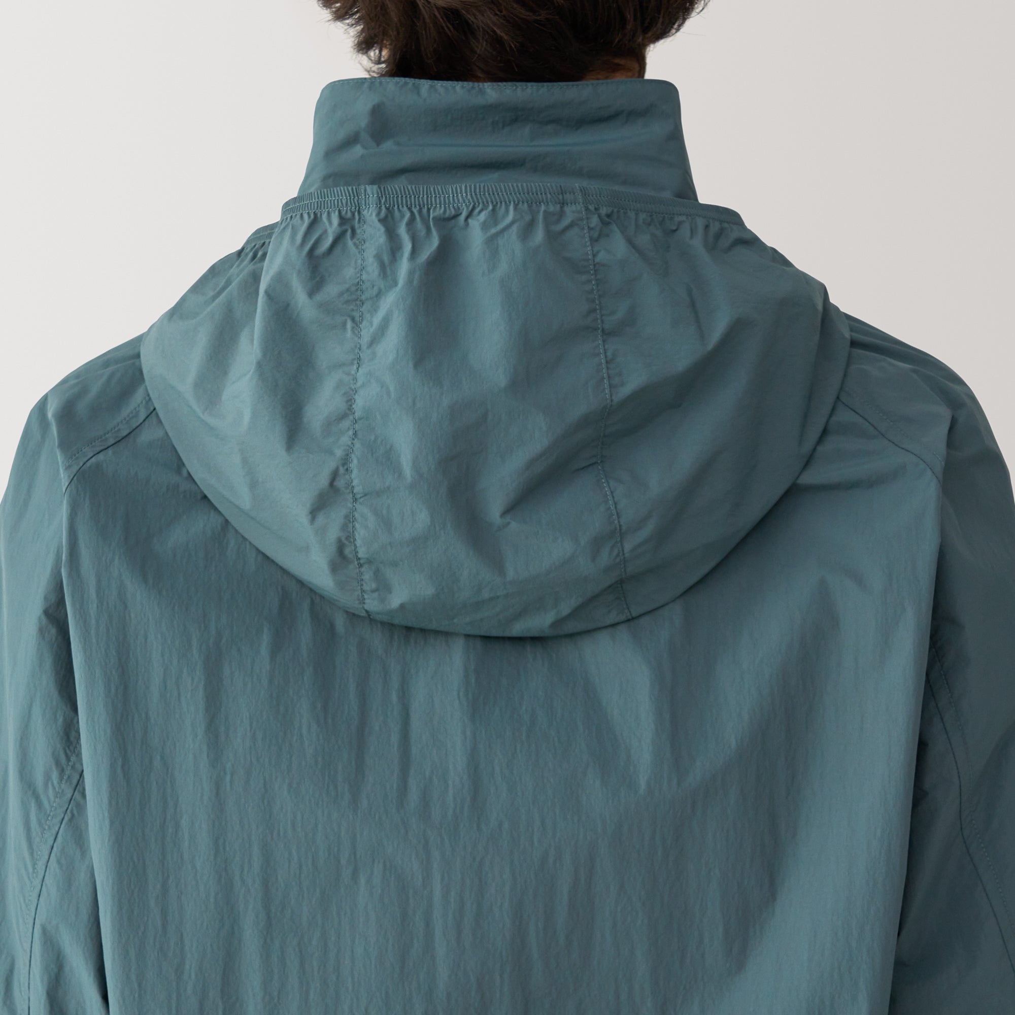 Men's Water Repellent Nylon Packable Windbreaker