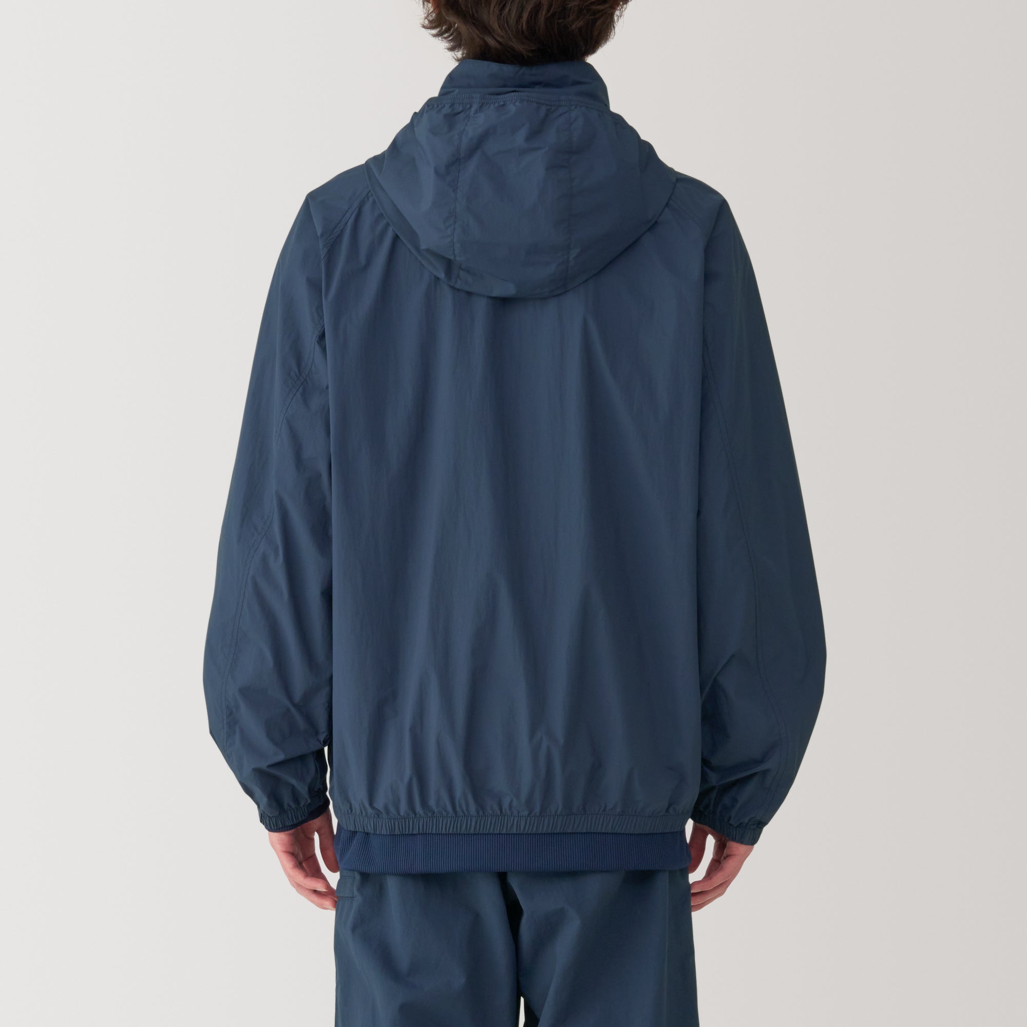 Men's Water Repellent Nylon Packable Windbreaker