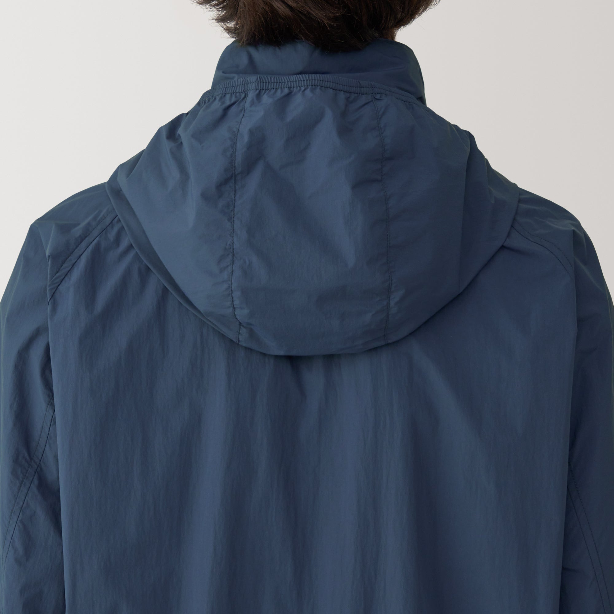 Men's Water Repellent Nylon Packable Windbreaker