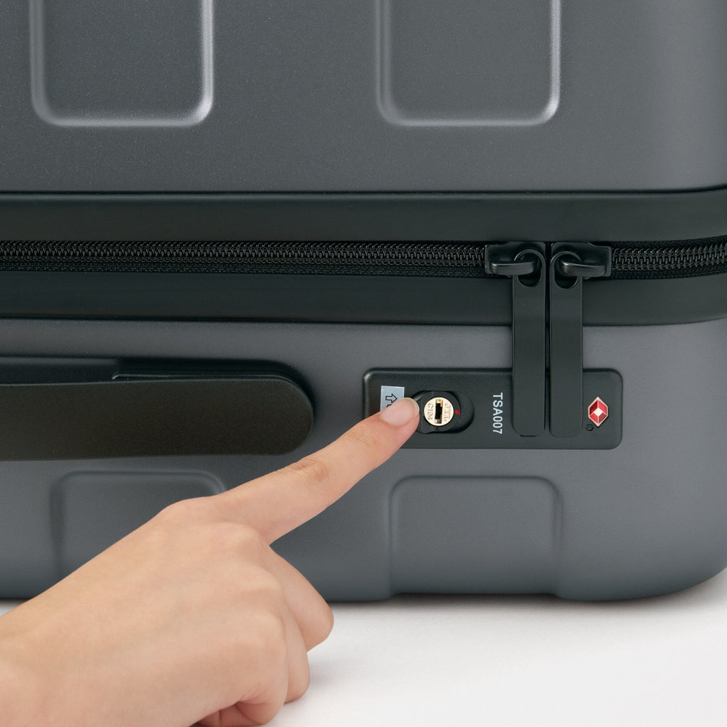 Adjustable Handle Hard Shell Suitcase 36L | Carry-On
