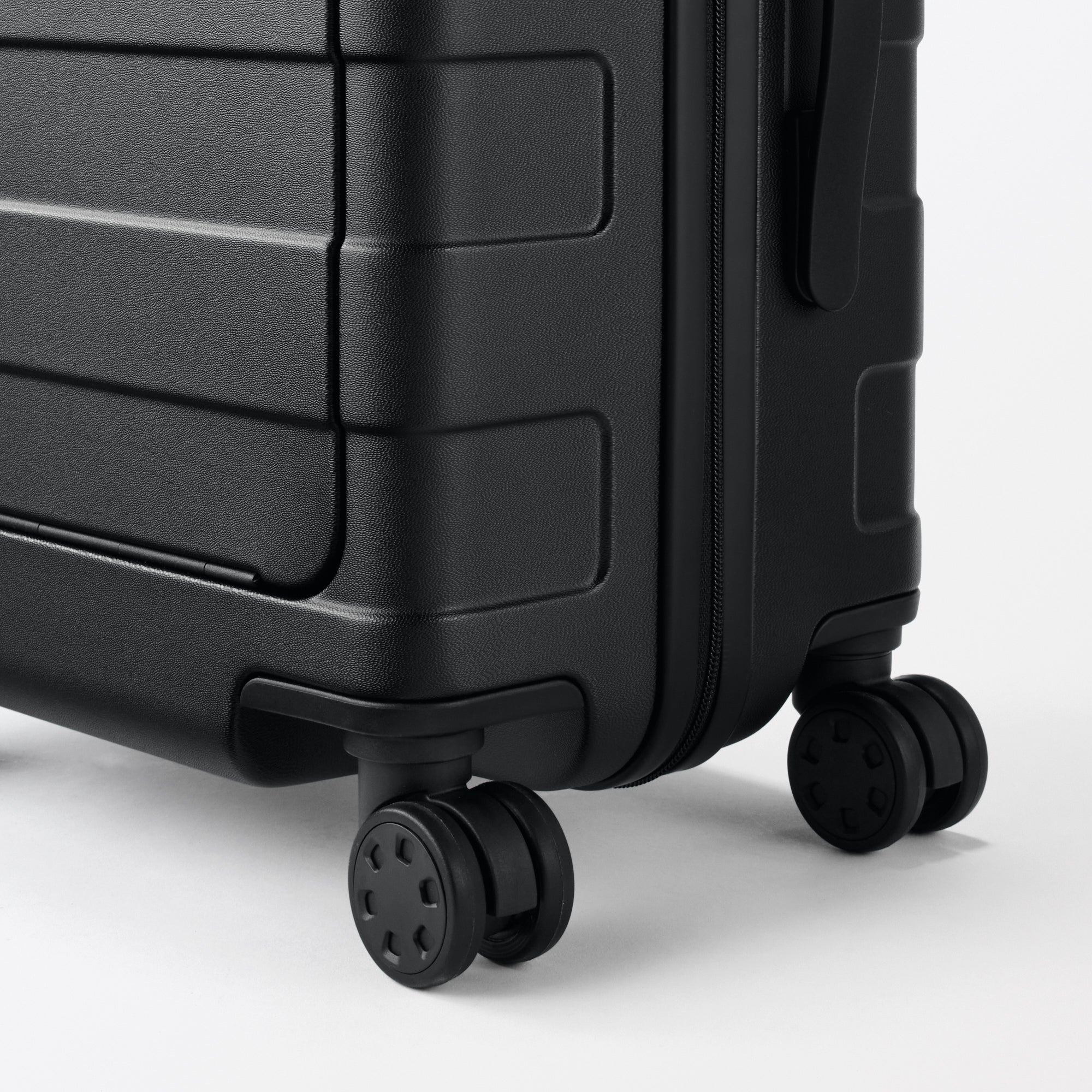 Adjustable Handle Front Open Hard Shell Suitcase 32L | Carry-On