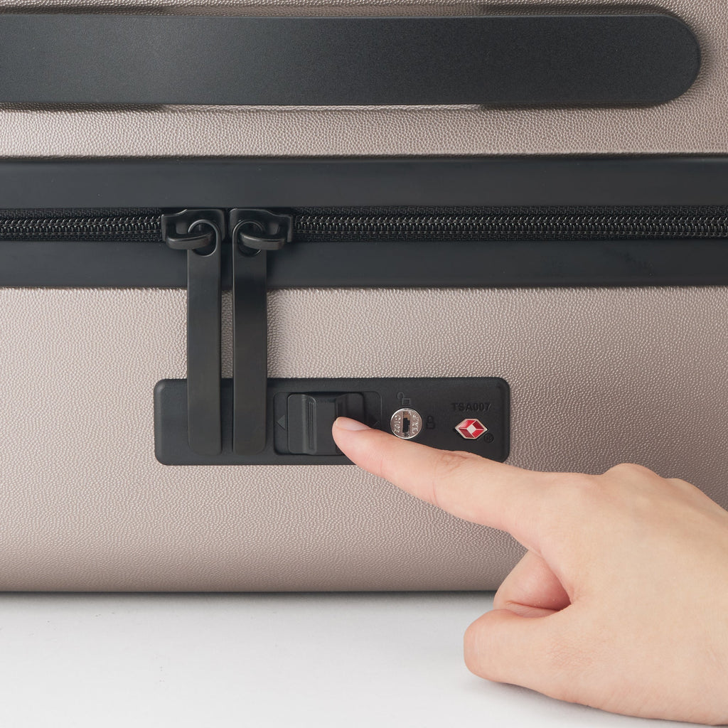 Adjustable Handle Front Open Hard Shell Suitcase 32L | Carry-On