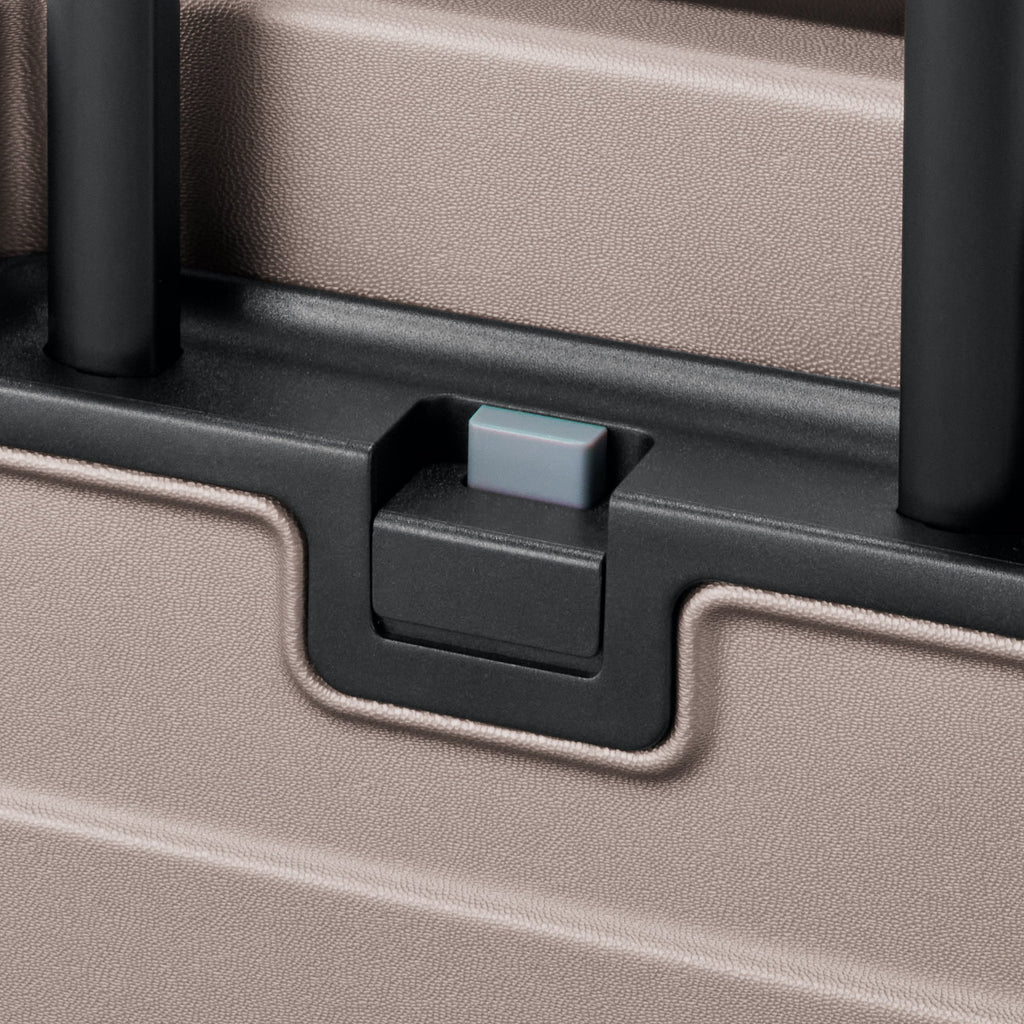 Adjustable Handle Front Open Hard Shell Suitcase 32L | Carry-On
