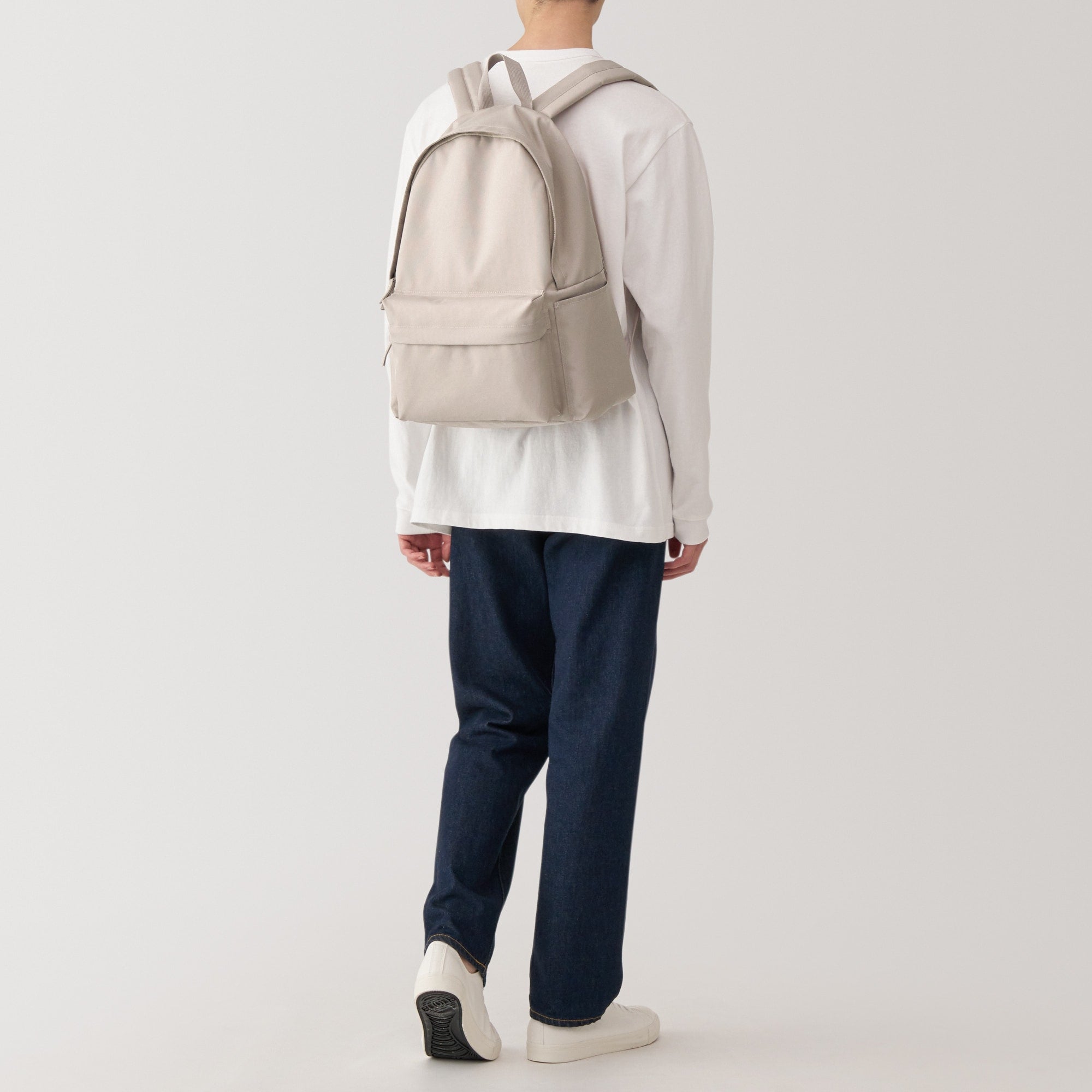 Less Tiring Water Repellent Backpack