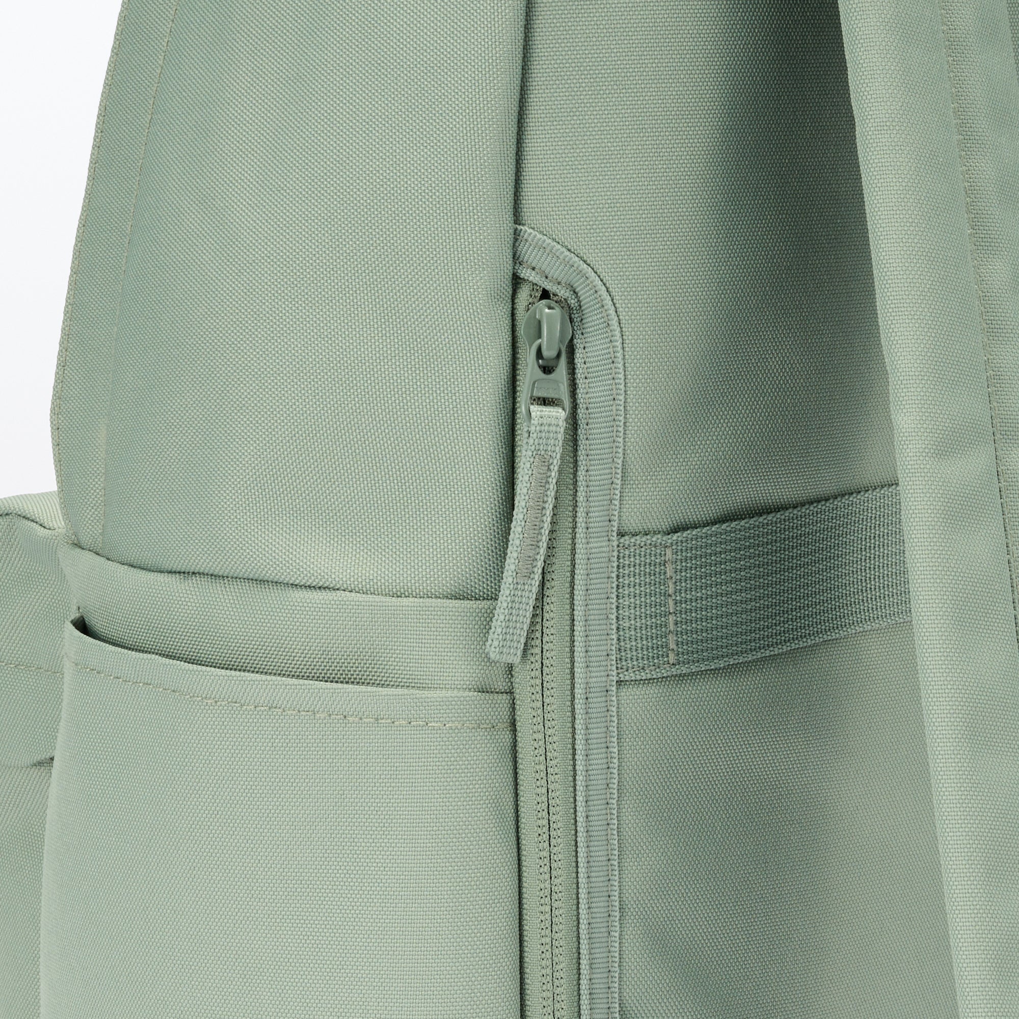 Less Tiring Water Repellent Backpack