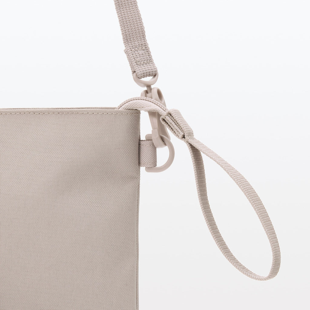 2-Way Water Repellent Sacoche