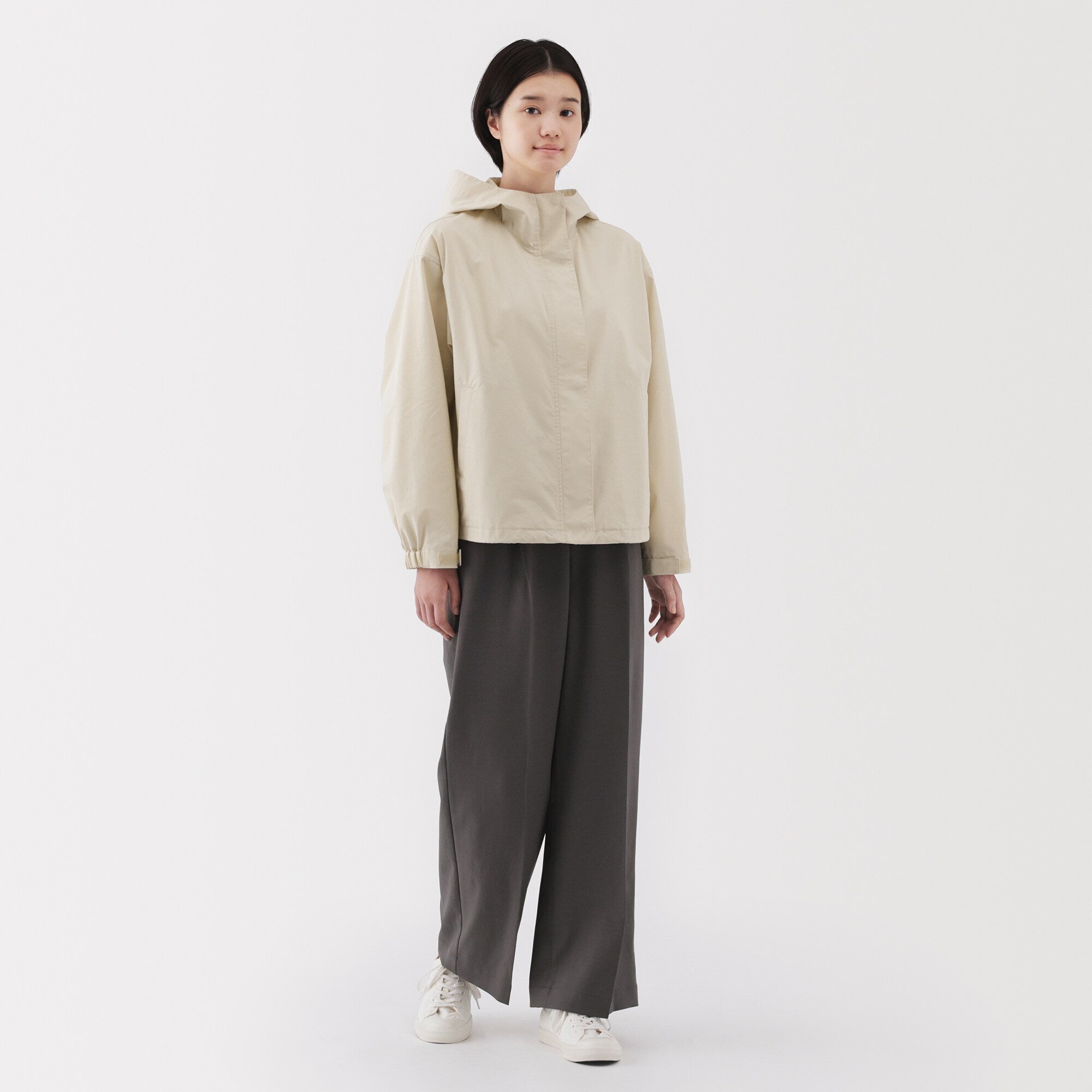 Women's Water Repellent Hooded Jacket