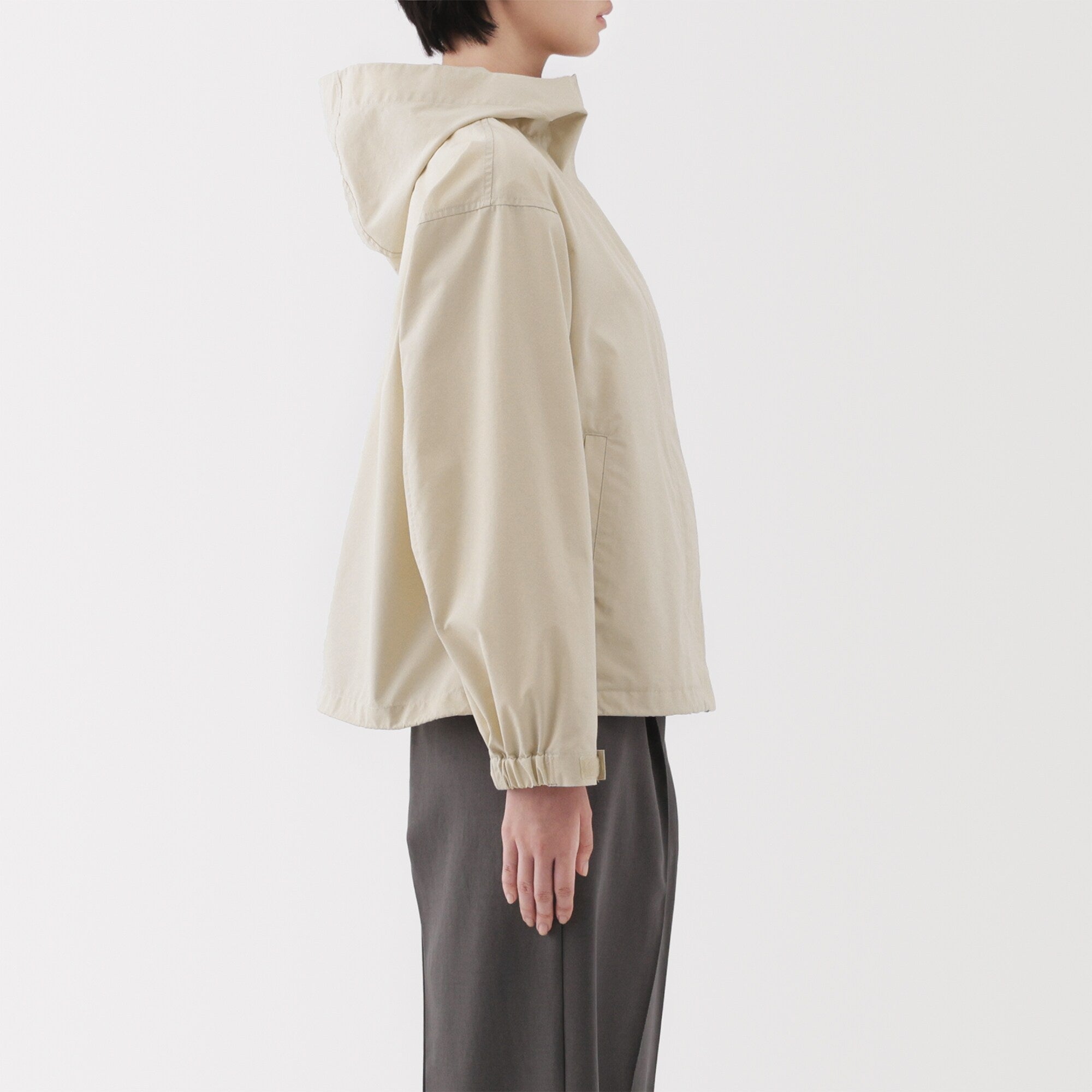 Women's Water Repellent Hooded Jacket