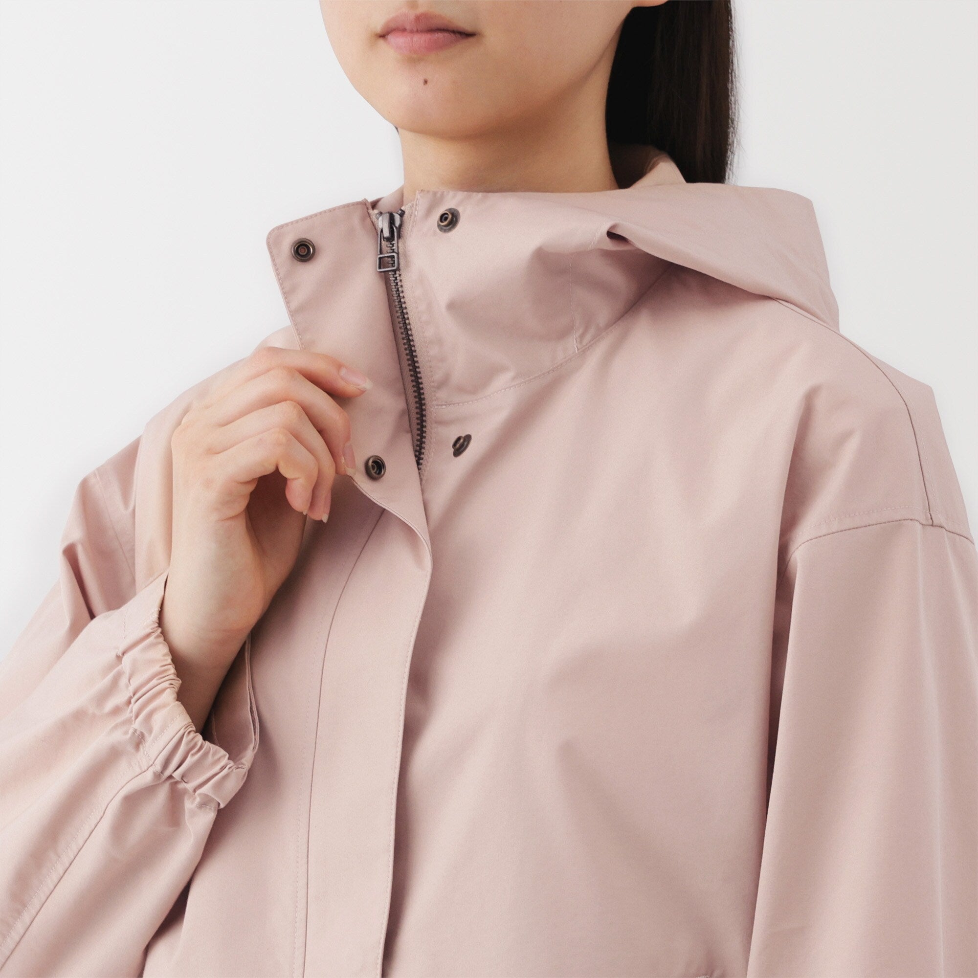 Women's Water Repellent Hooded Jacket