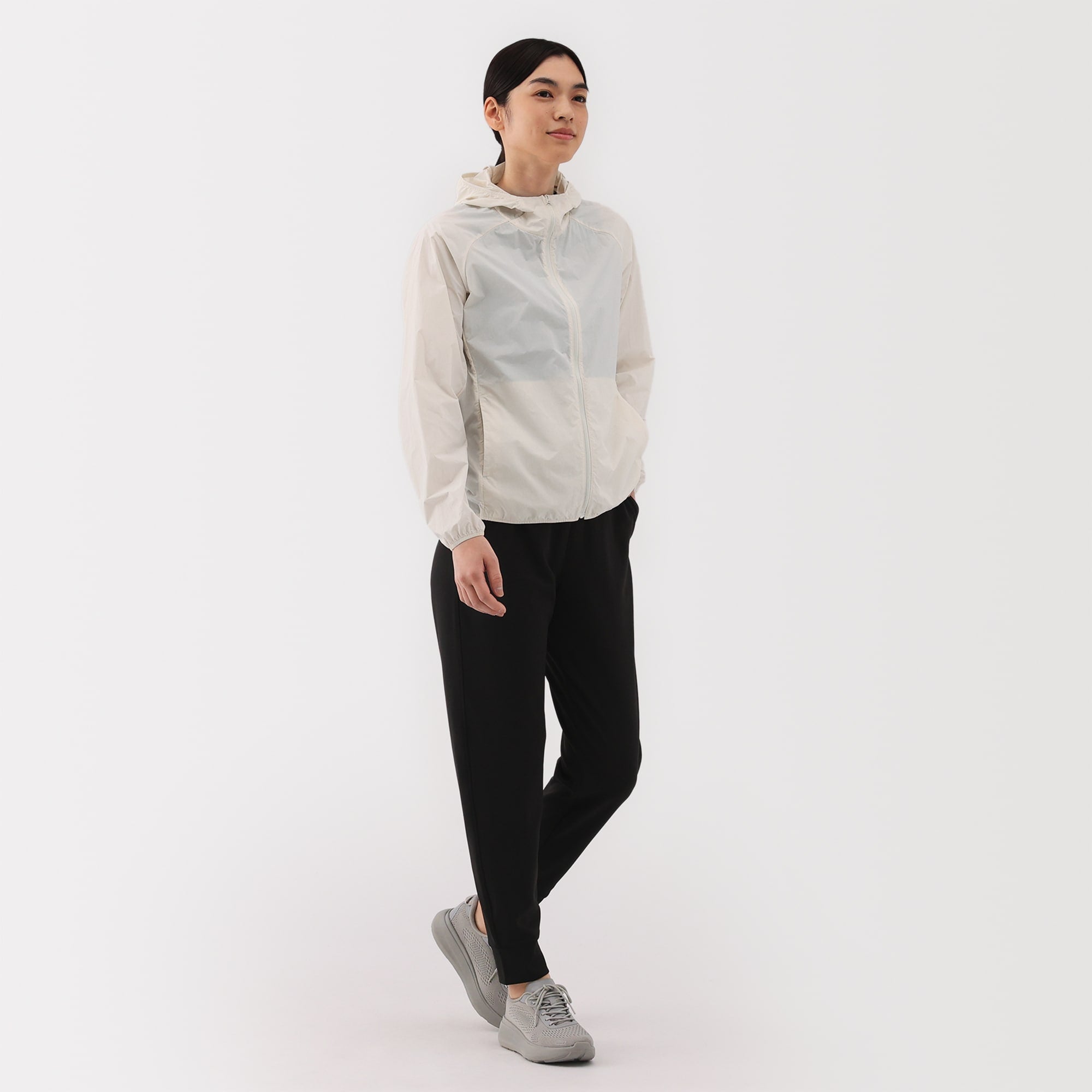 Women's Water Repellent Pocketable Jacket