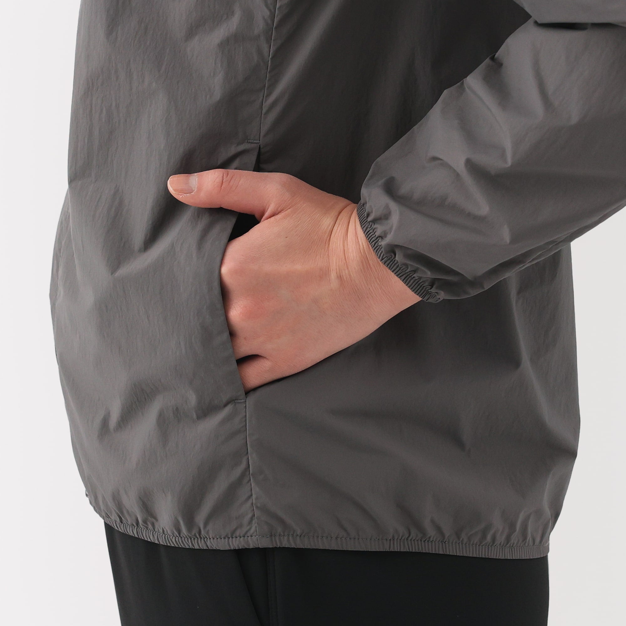 Women's Water Repellent Pocketable Jacket