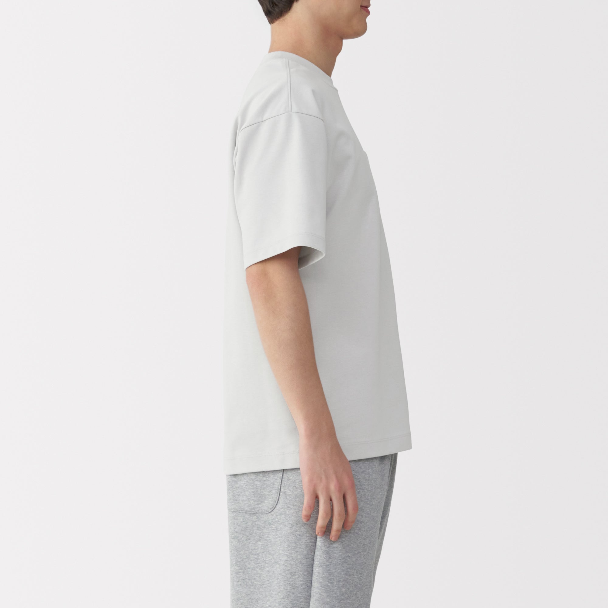 Men's Cool-Touch Wide T-Shirt