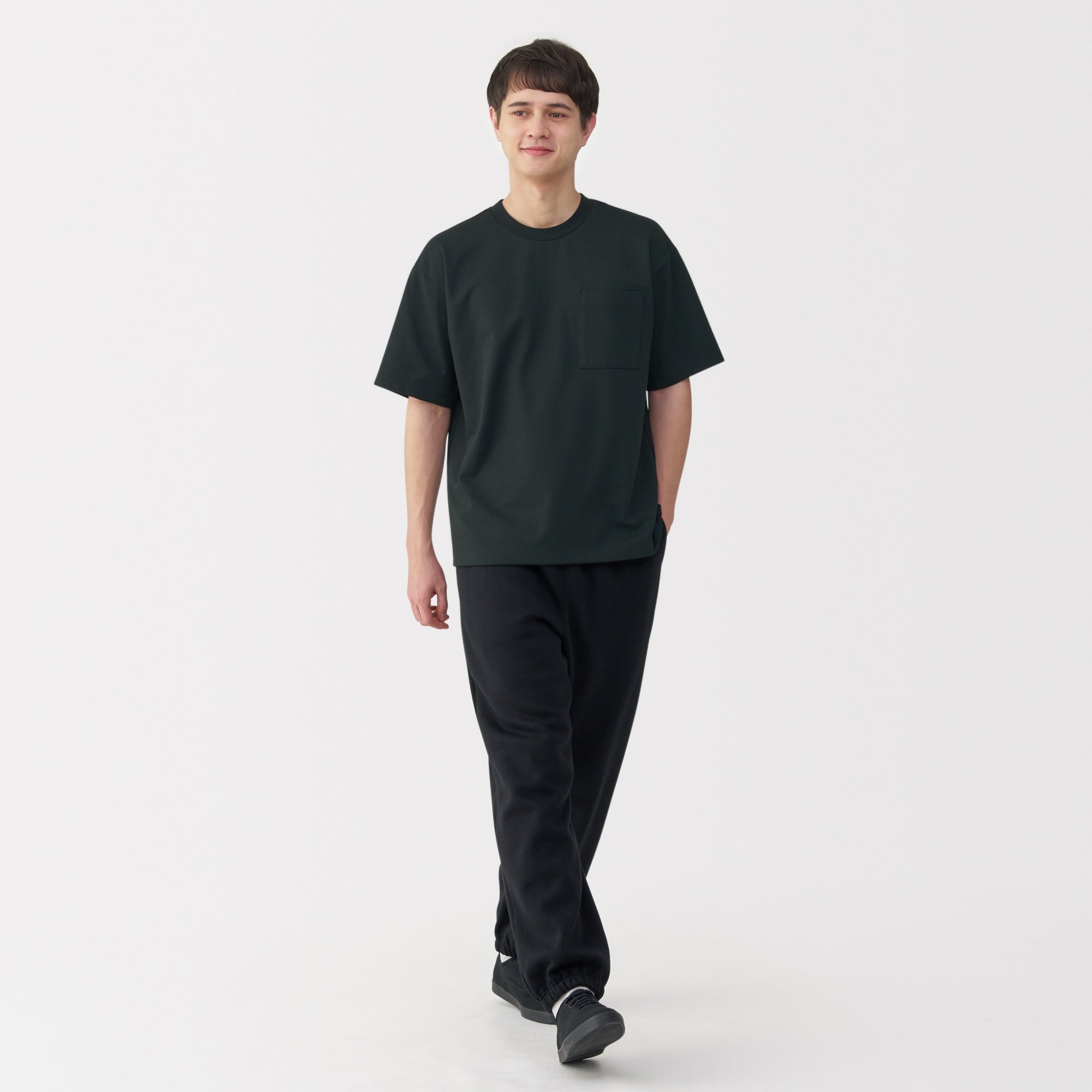 Men's Cool-Touch Wide T-Shirt