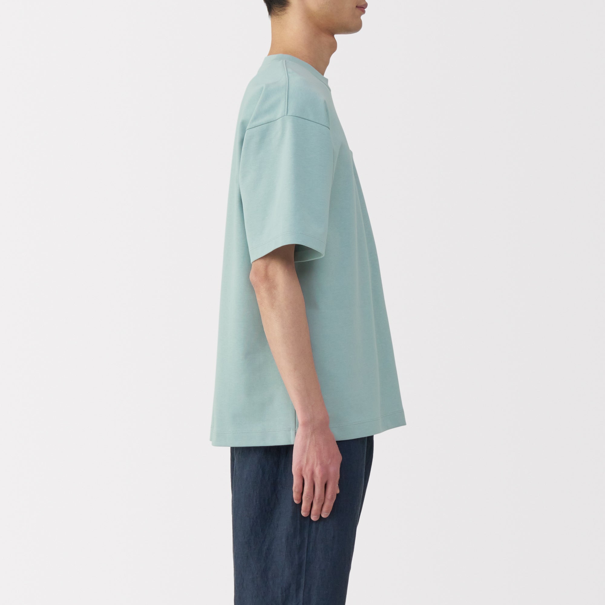 Men's Cool-Touch Wide T-Shirt