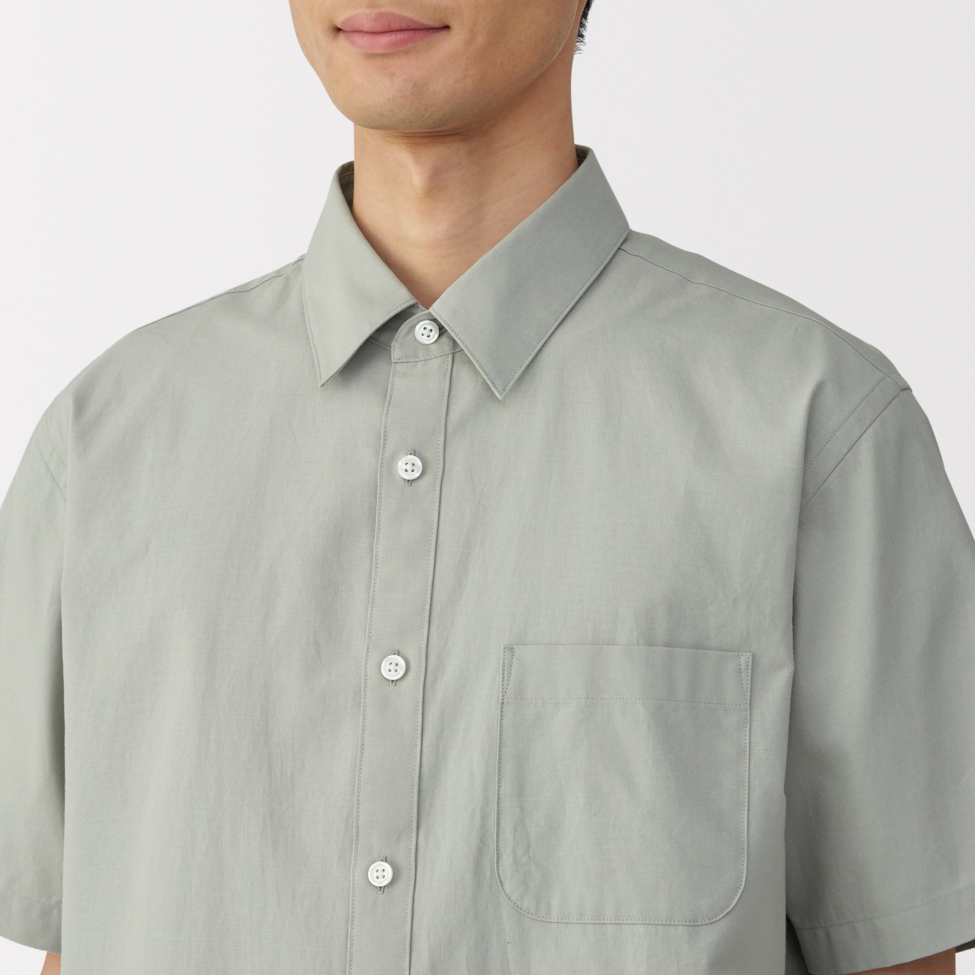 Men's Washed Broadcloth Short Sleeve Shirt
