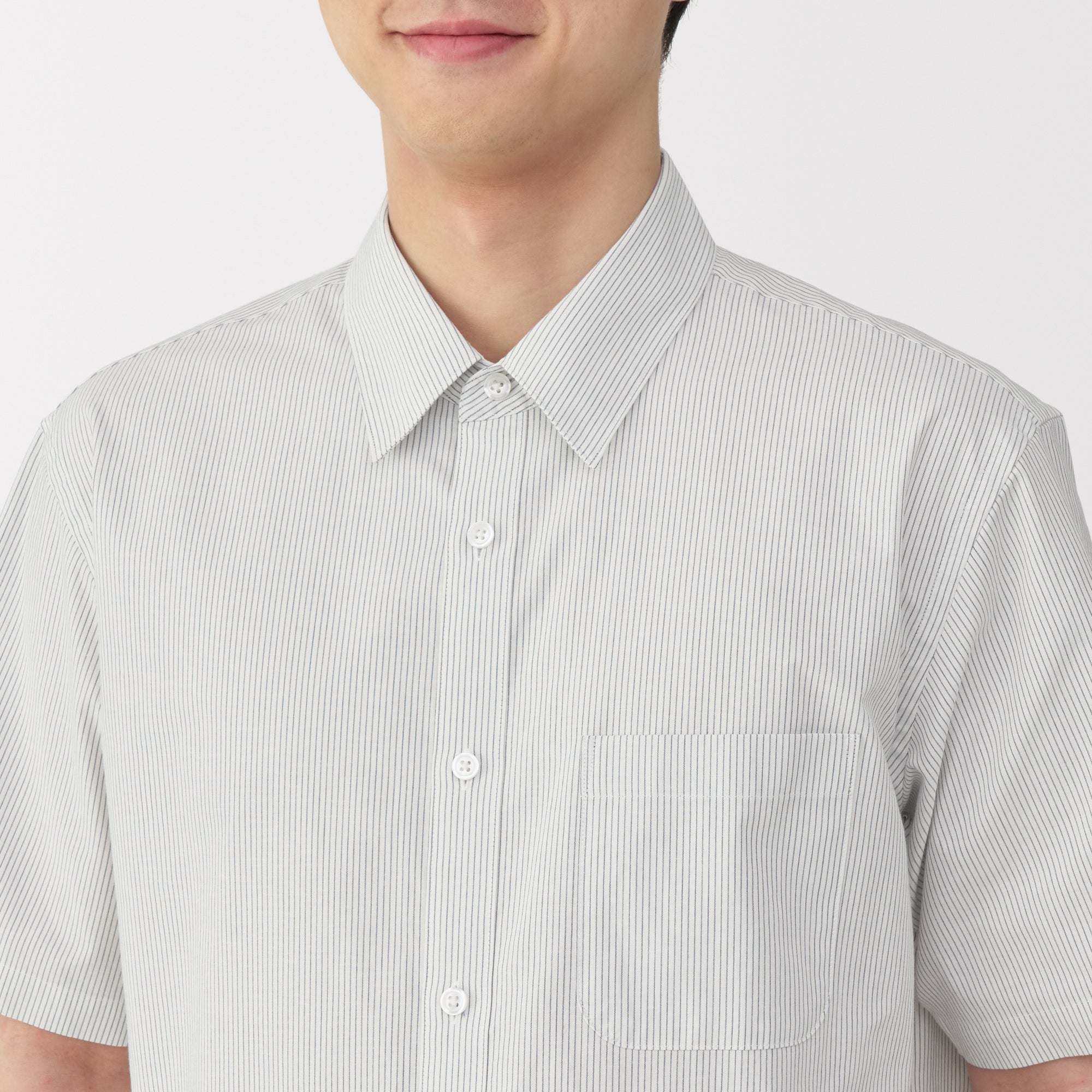 Men's Washed Broadcloth Short Sleeve Shirt