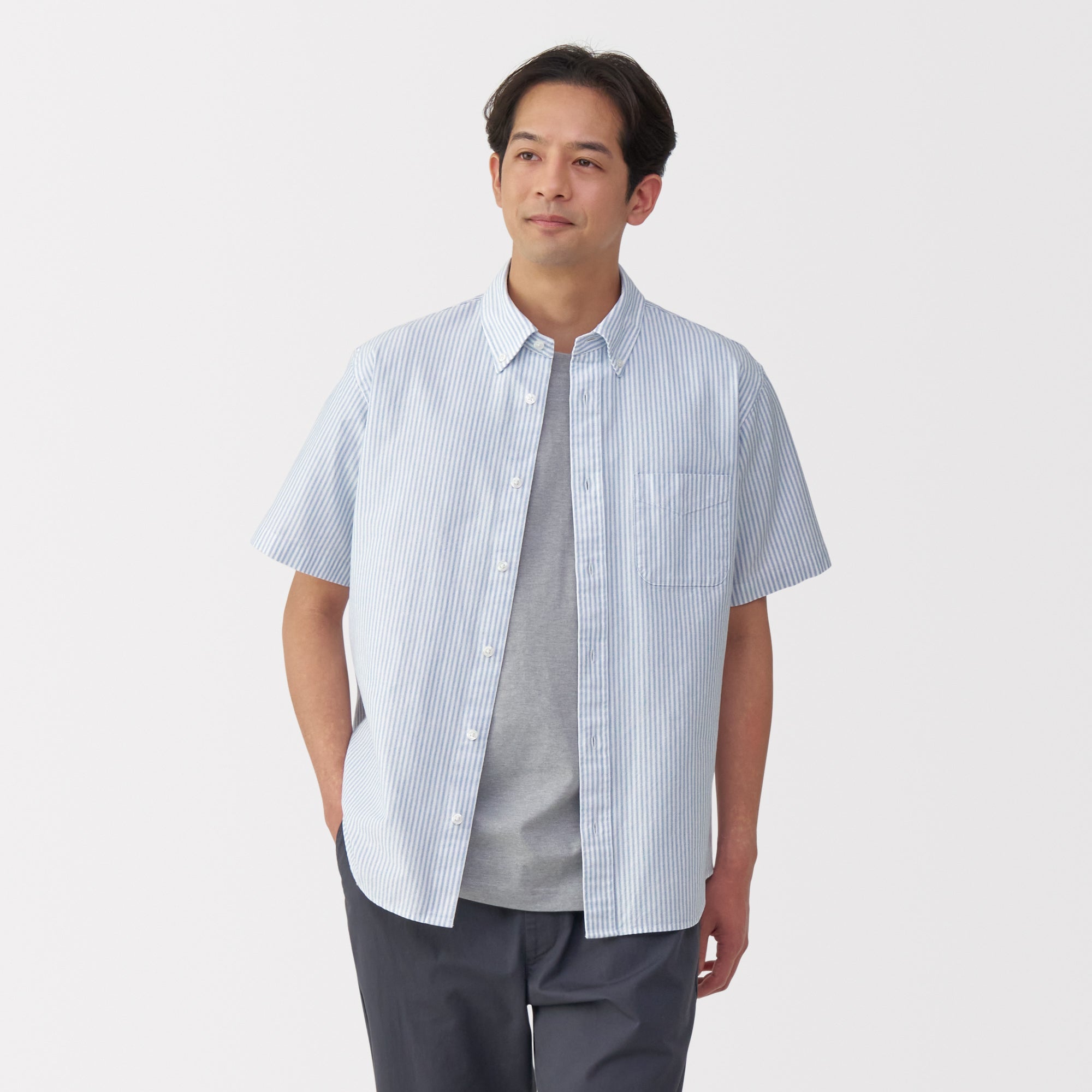 Men's Washed Oxford Button Down Short Sleeve Shirt