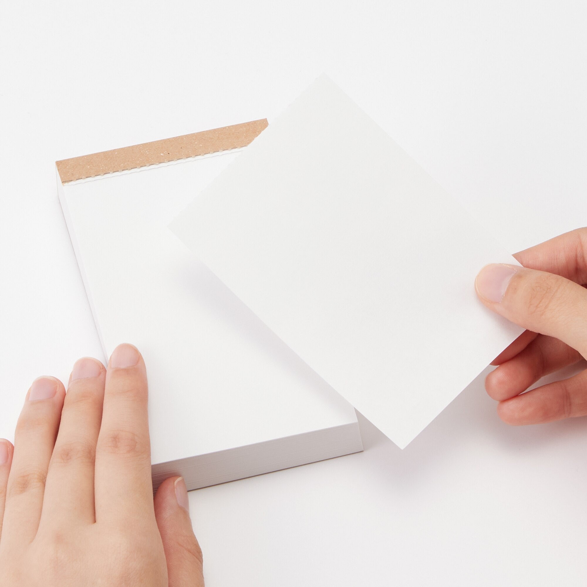 Hanging Tear-Off Notepad (W2.8 x L4.5)