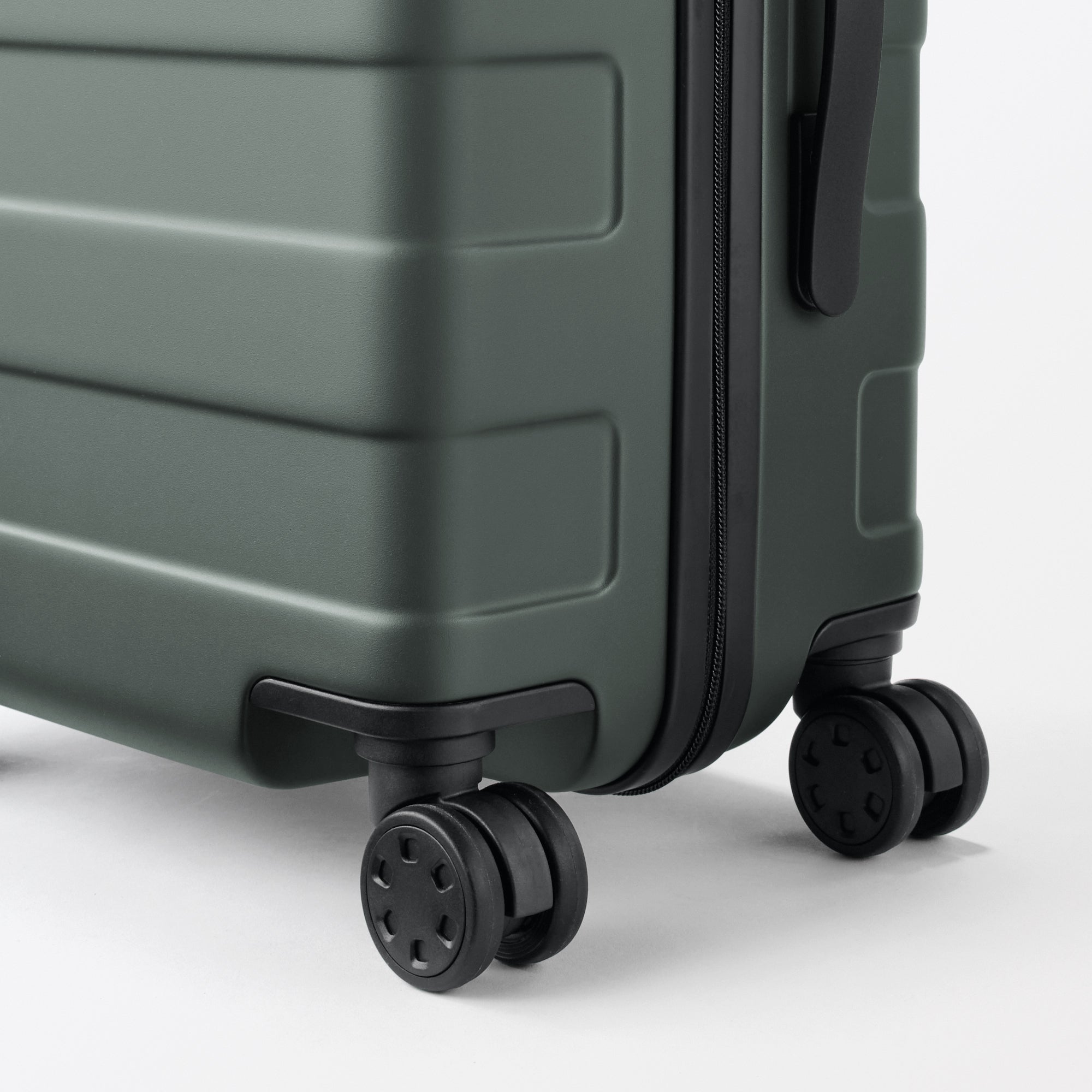 Adjustable Handle Hard Shell Suitcase 36L | Carry-On