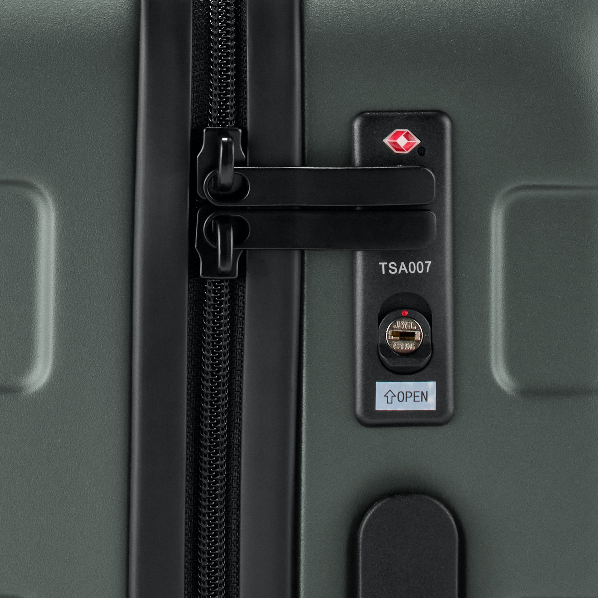 Adjustable Handle Hard Shell Suitcase 36L | Carry-On