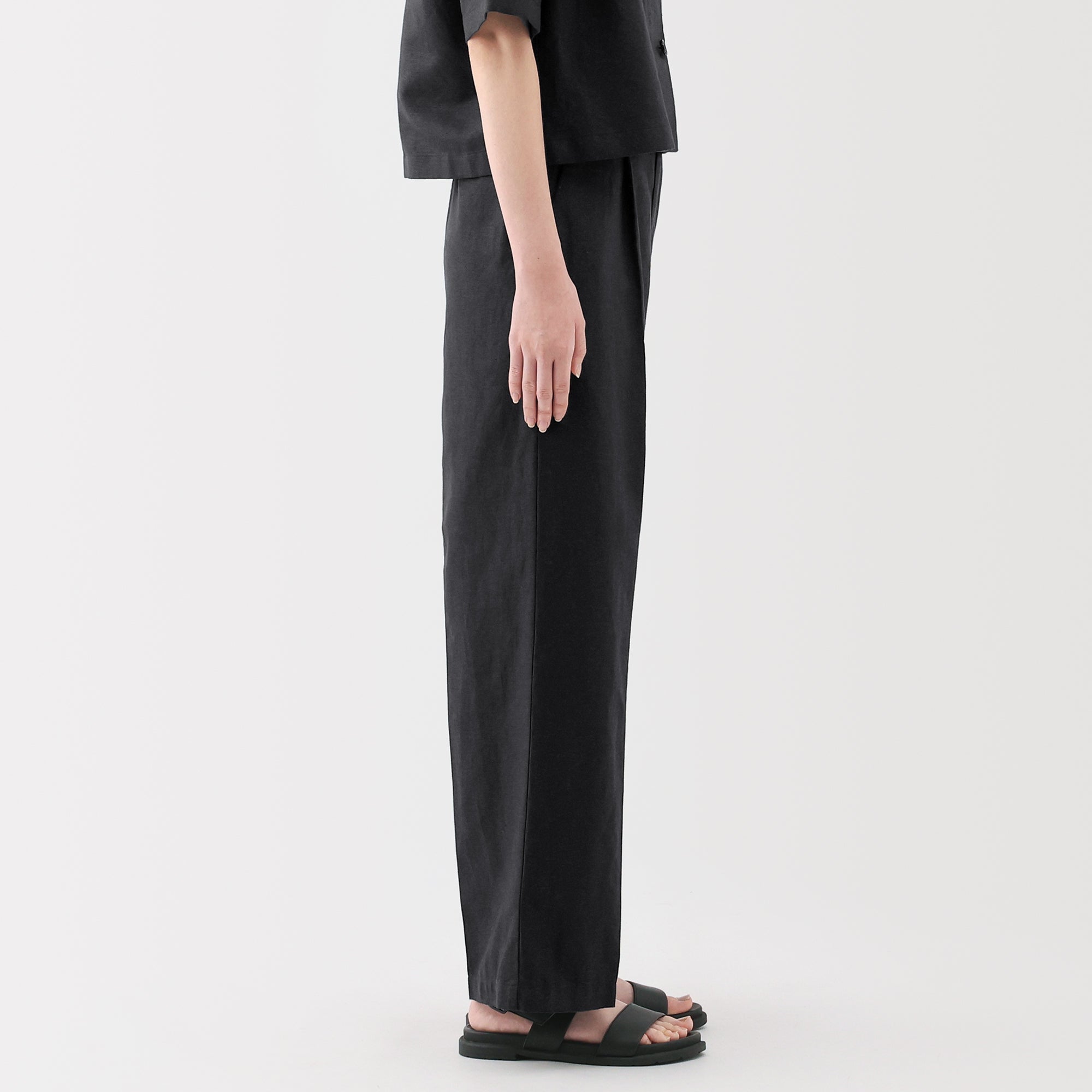 Women's Hemp Blend Twill Darted Wide Pants