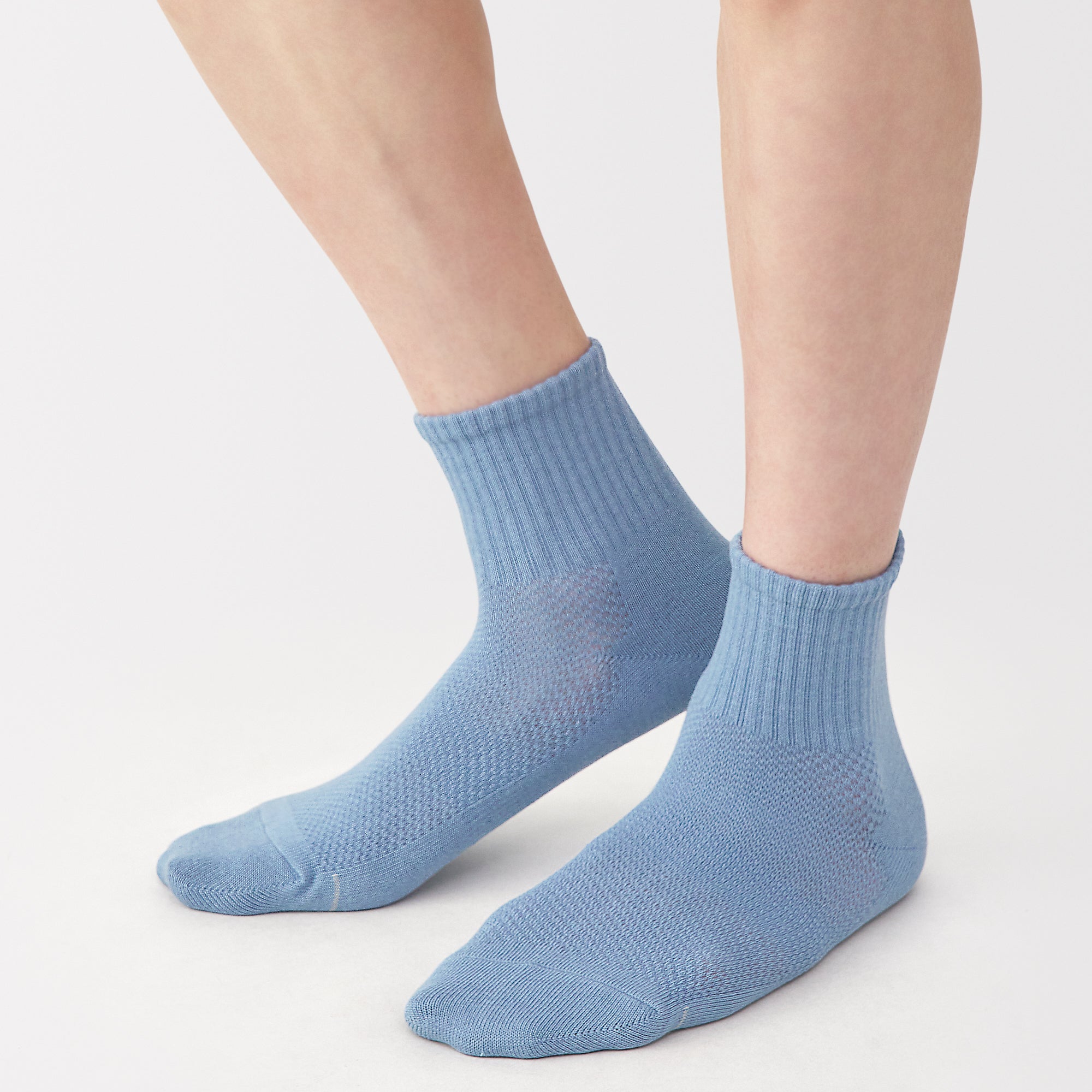 Right Angle Breathable Mesh Short Socks
