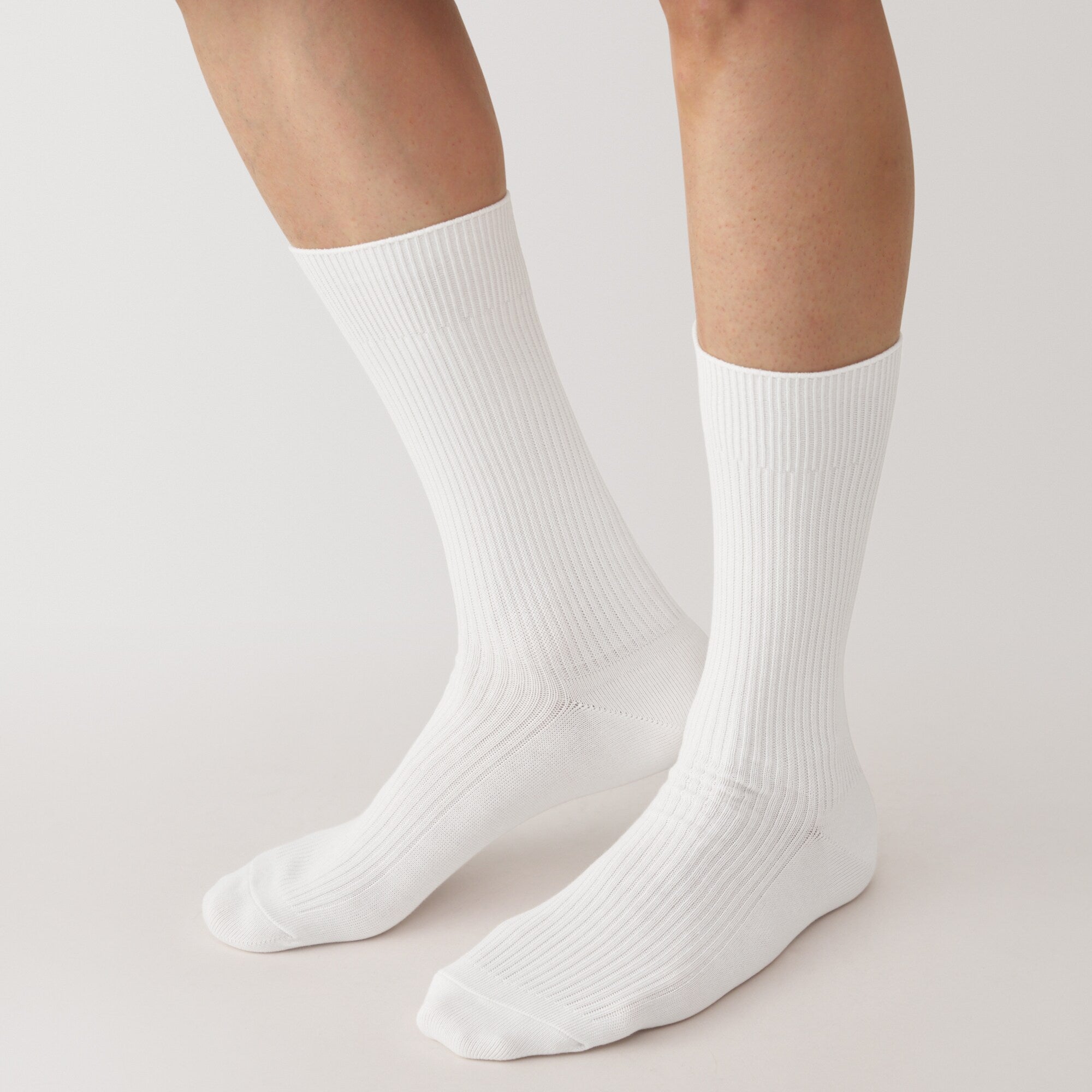 Right Angle Ribbed Socks