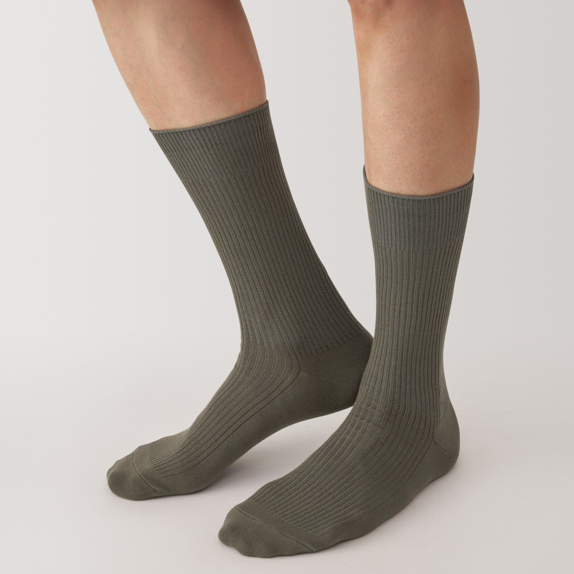 Right Angle Ribbed Socks