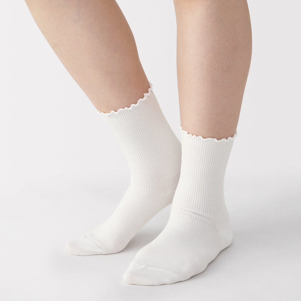 Right Angle Loose Top Socks